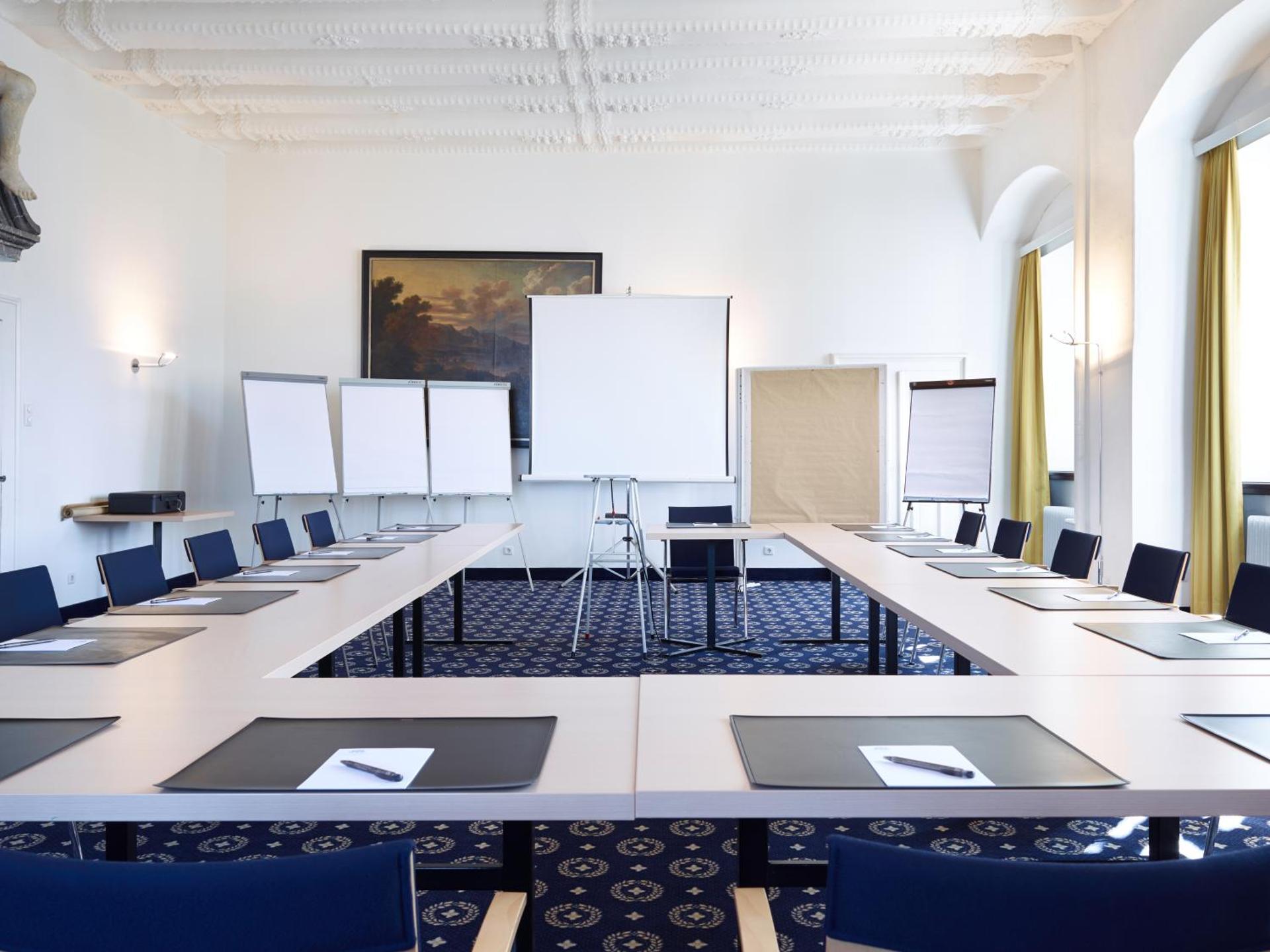 Meeting/conference room