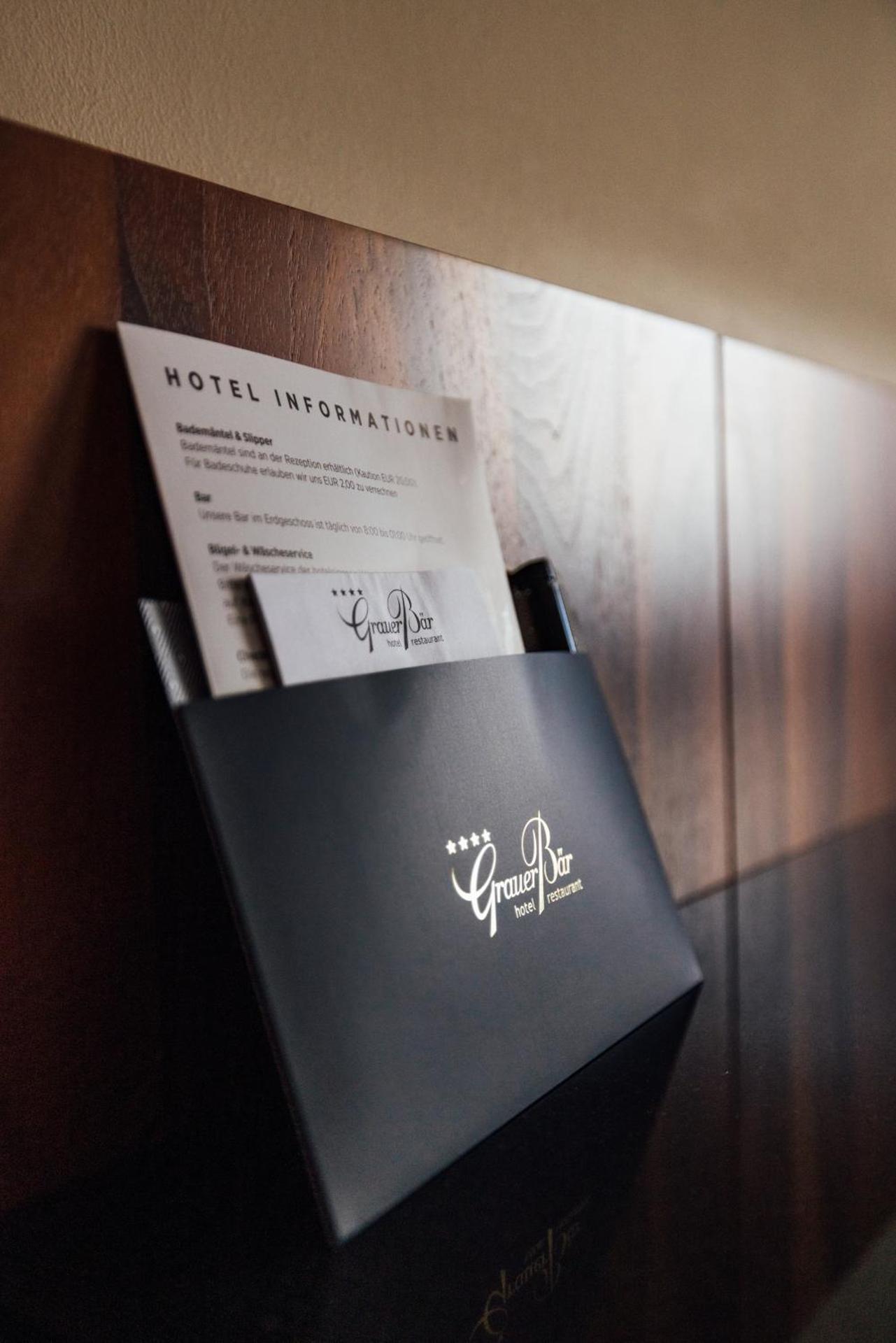 Logo/Certificate/Sign