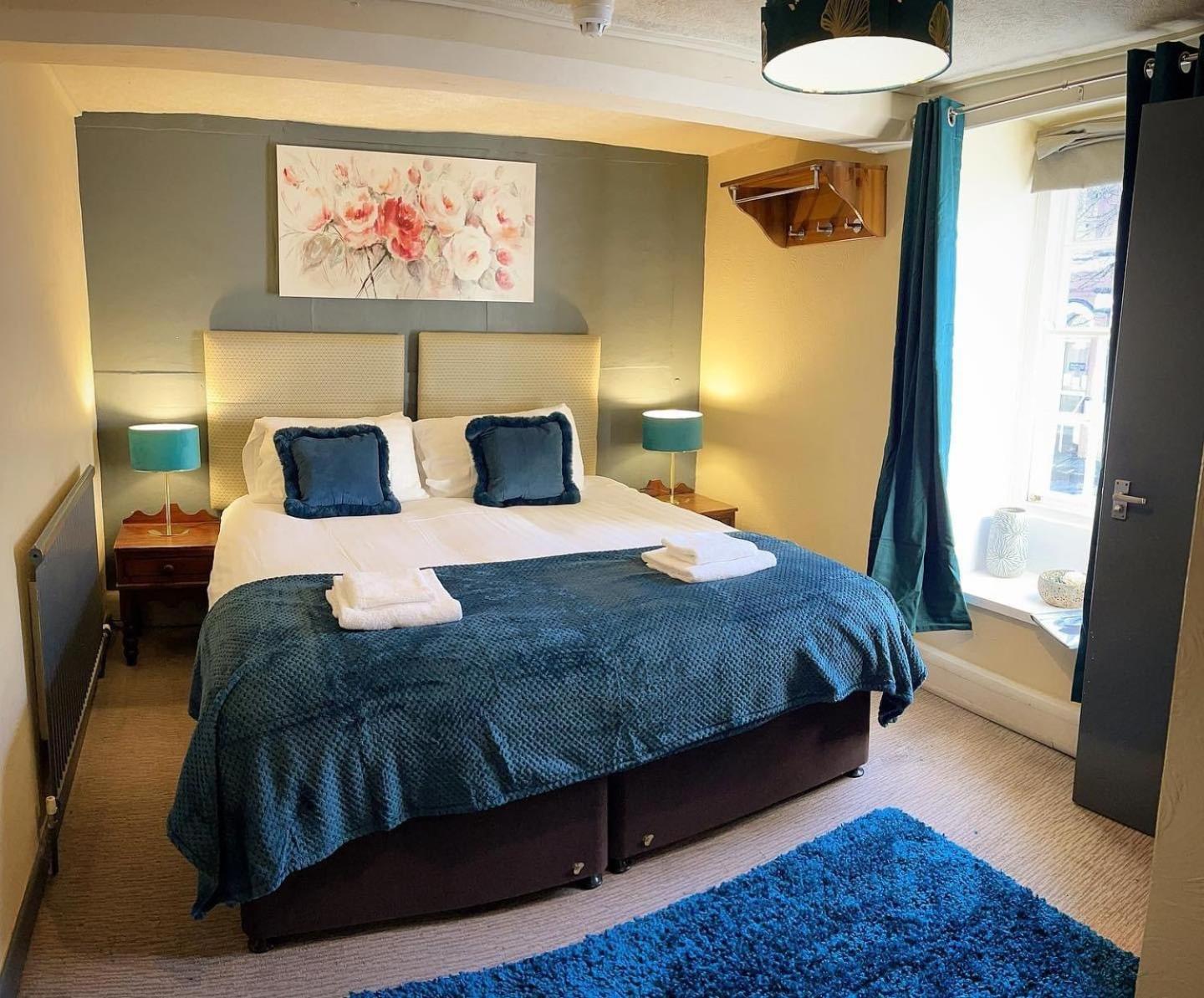 The Coach and Horses Inn