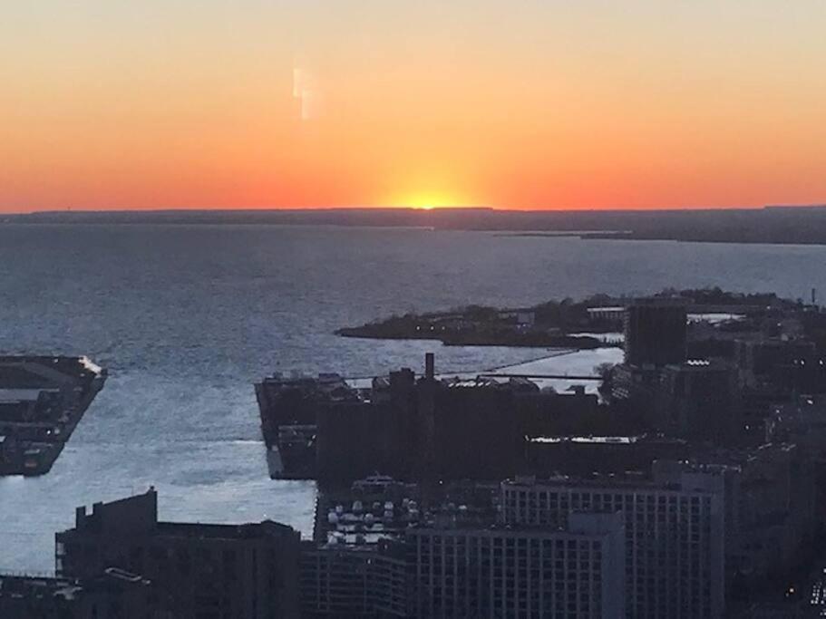 Magnificient View next CN Tower/Rogers/Union/MTCC