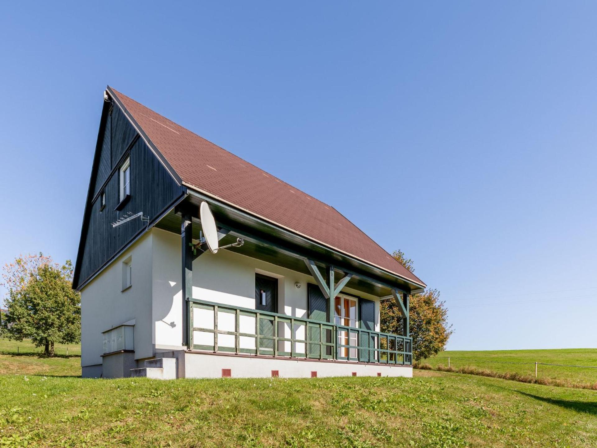 Holiday Home Holiday Hill 57 by Interhome