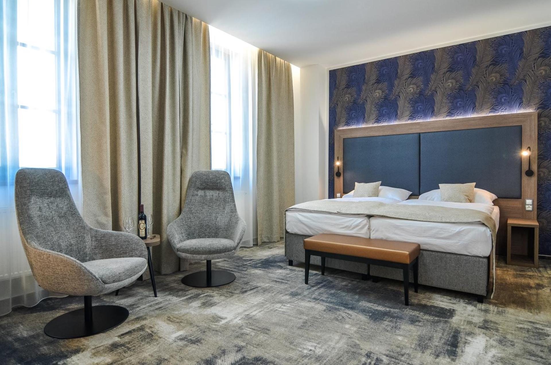 Superior Deluxe Double or Twin Room 