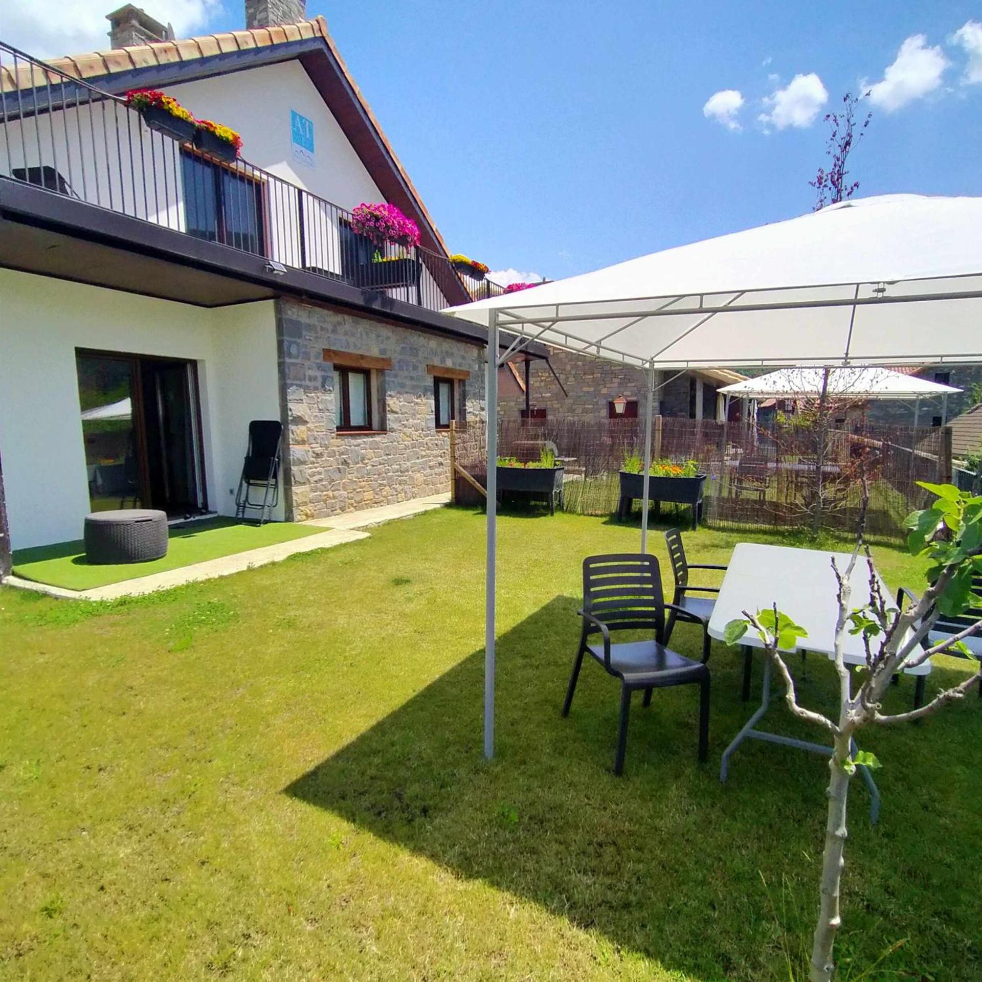 Casa Cotefablo Alojamiento Ara Gavin, Biescas