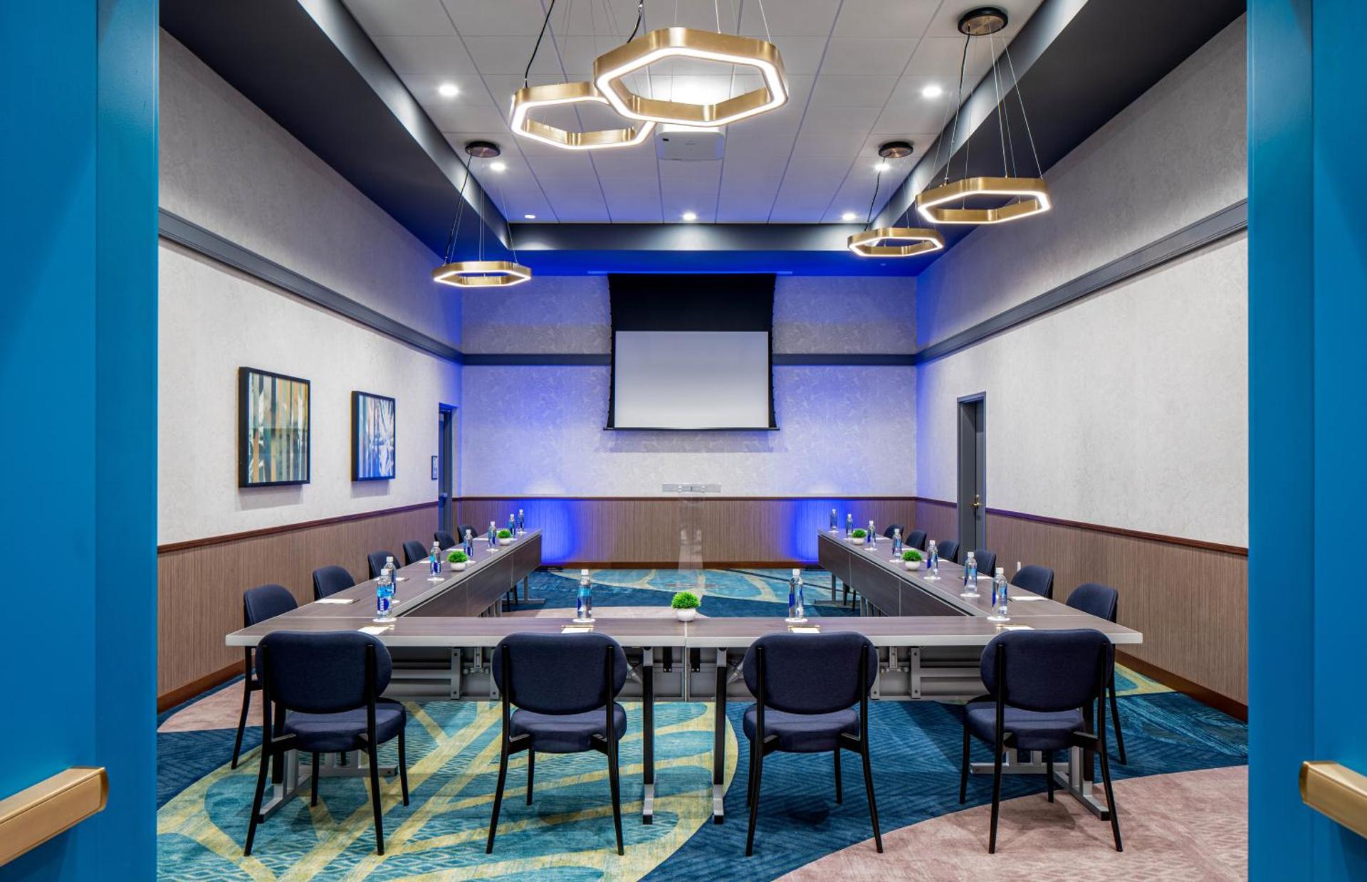 Meeting/conference room