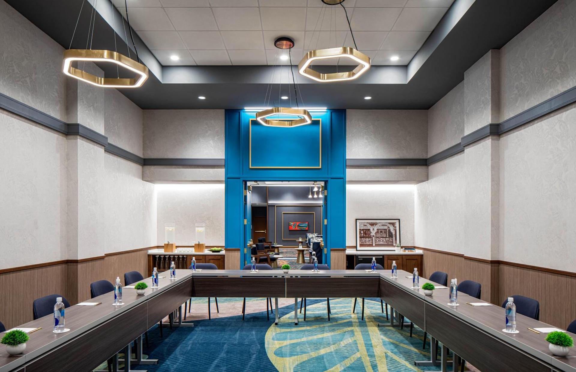 Meeting/conference room