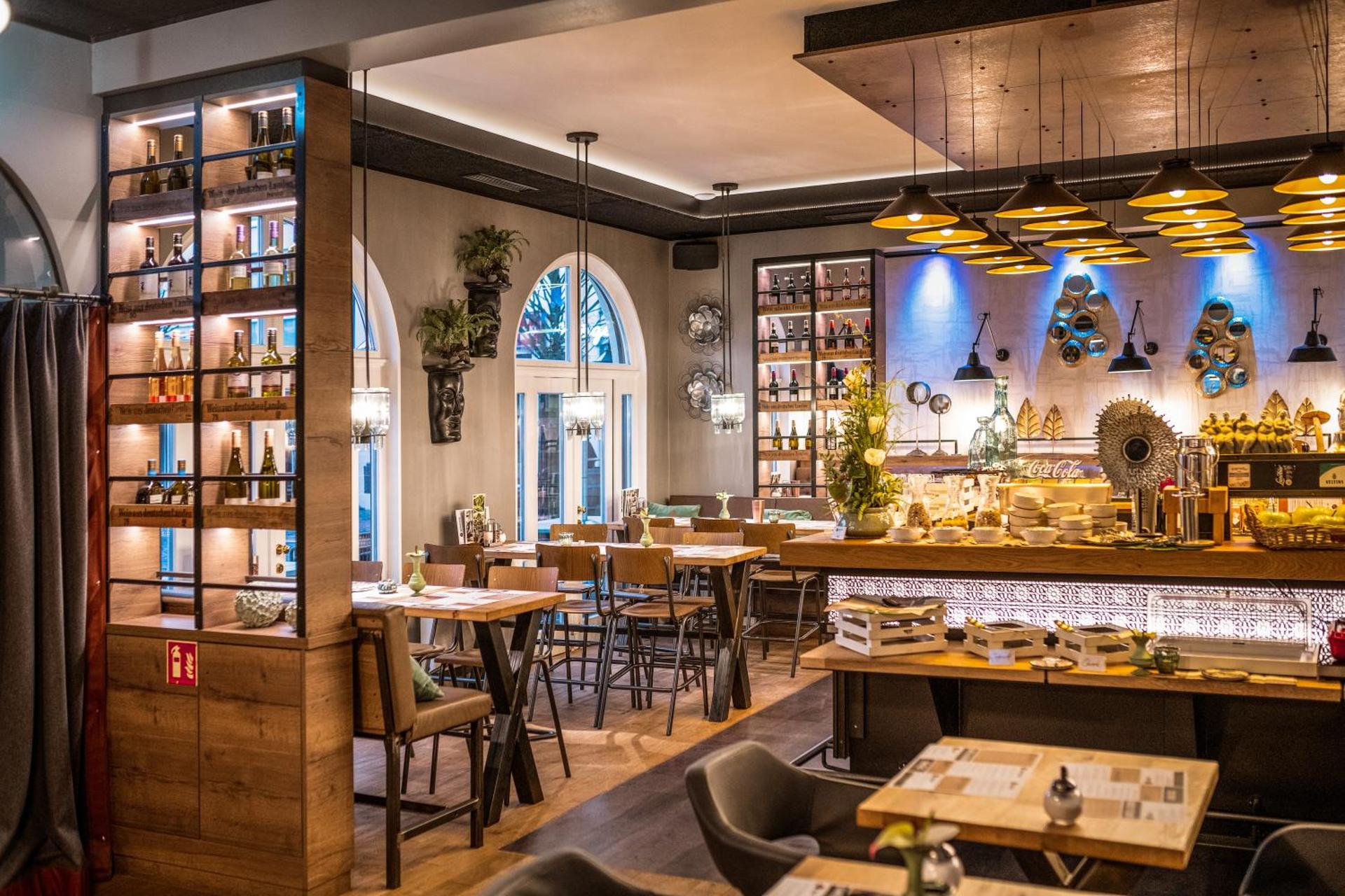 Restaurant/places to eat