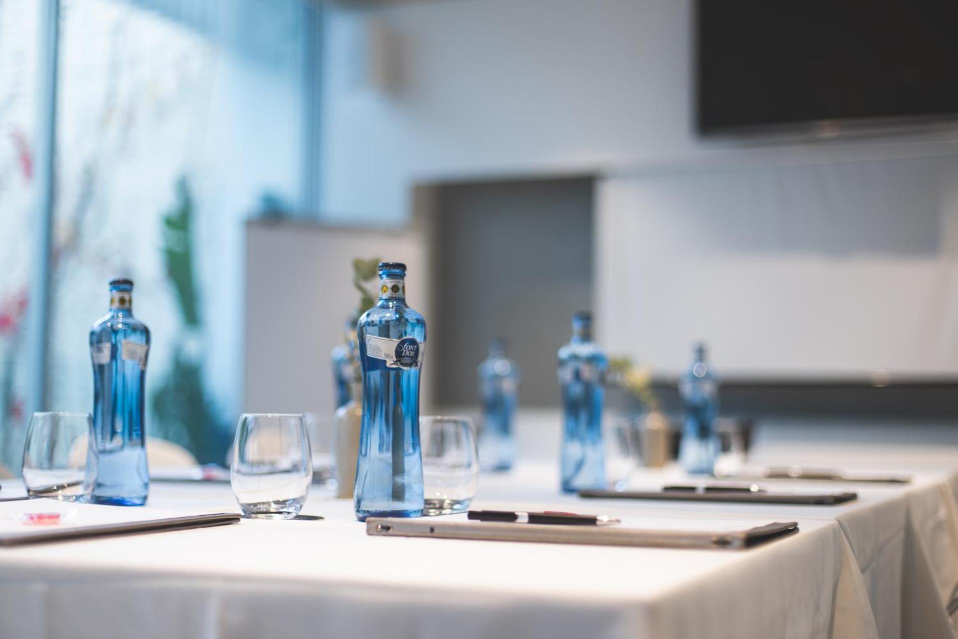 Meeting/conference room