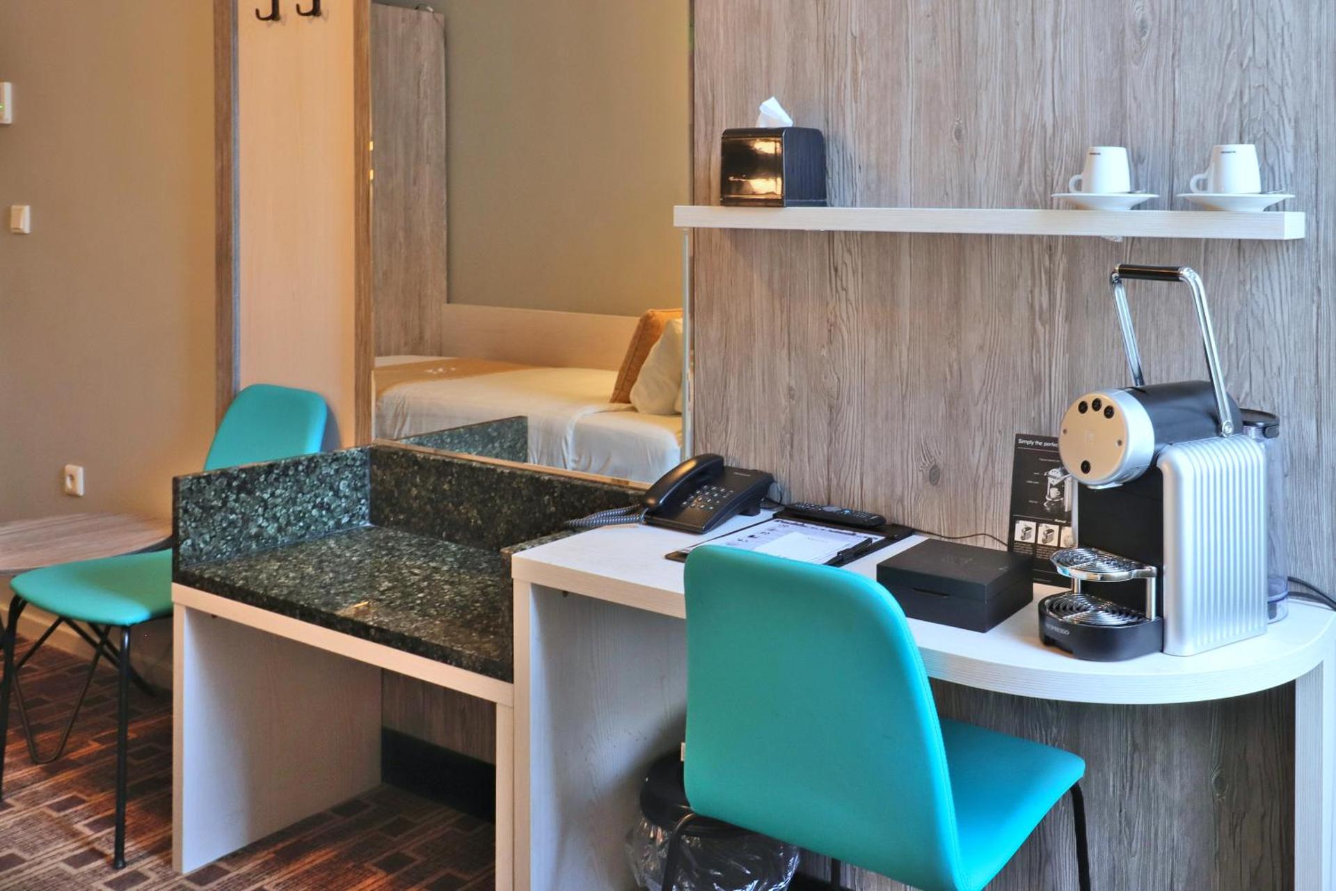 Coffee/tea facilities