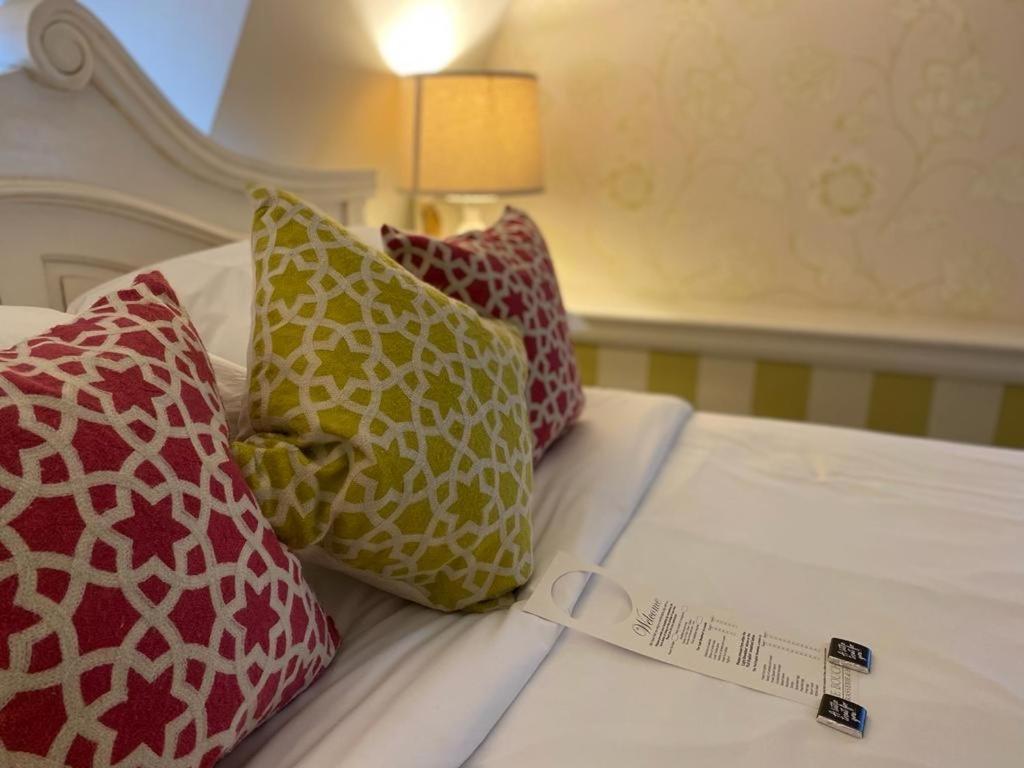 Le Bouchon Brasserie & Hotel