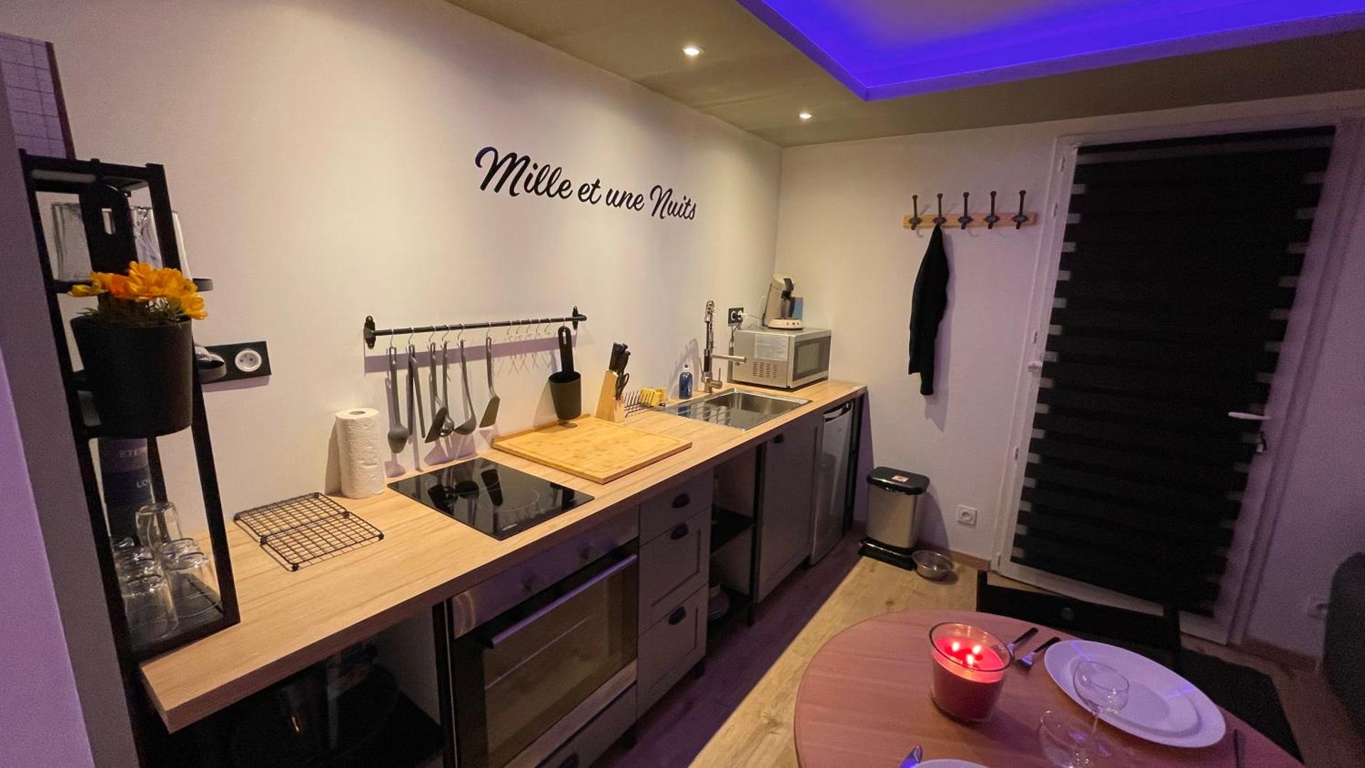 Mille et une nuit, appartement classé 3 étoiles en RDC avec exterieur et parking