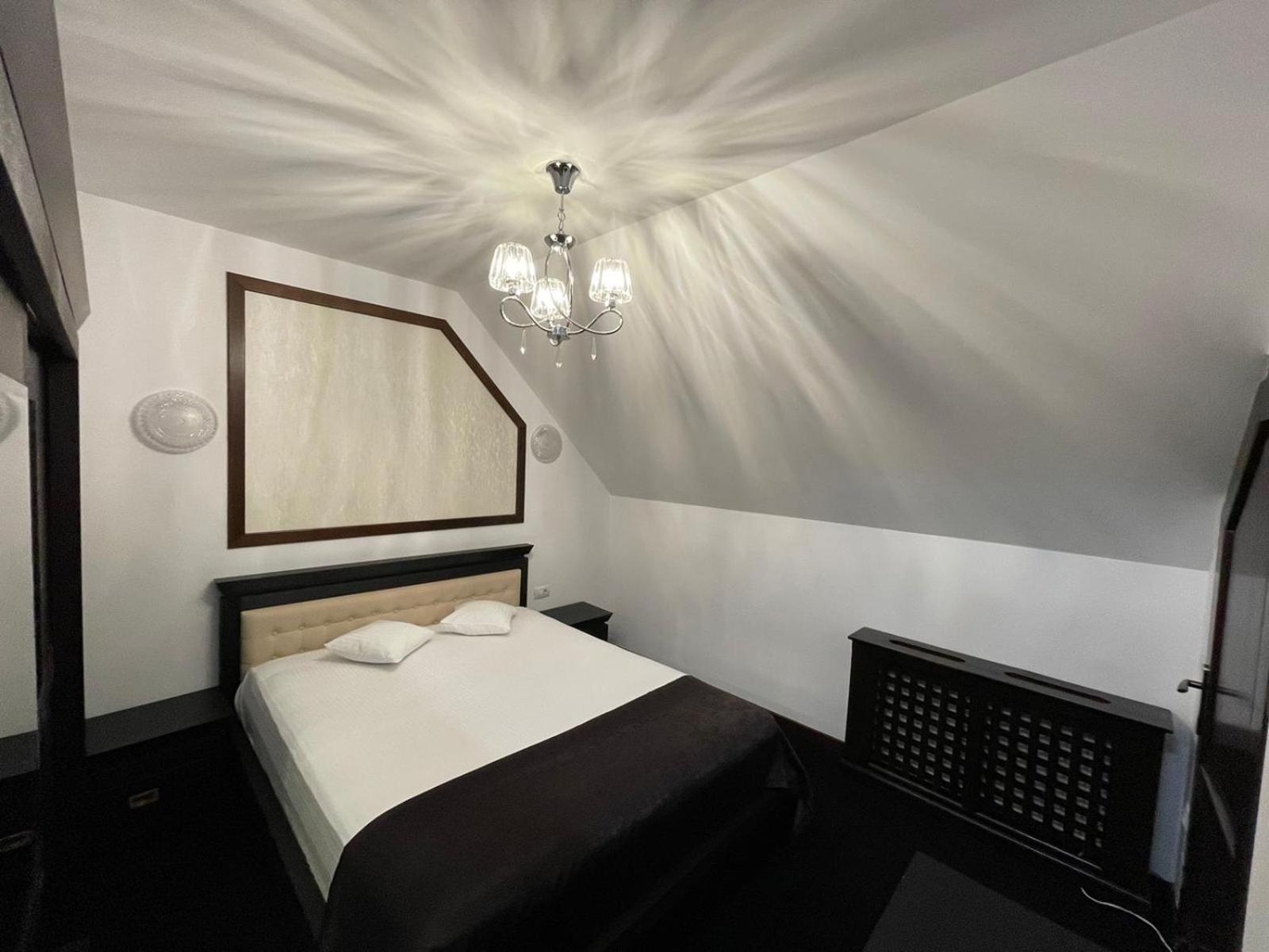 PENSIUNE RESTAURANT CAPRA NEAGRA