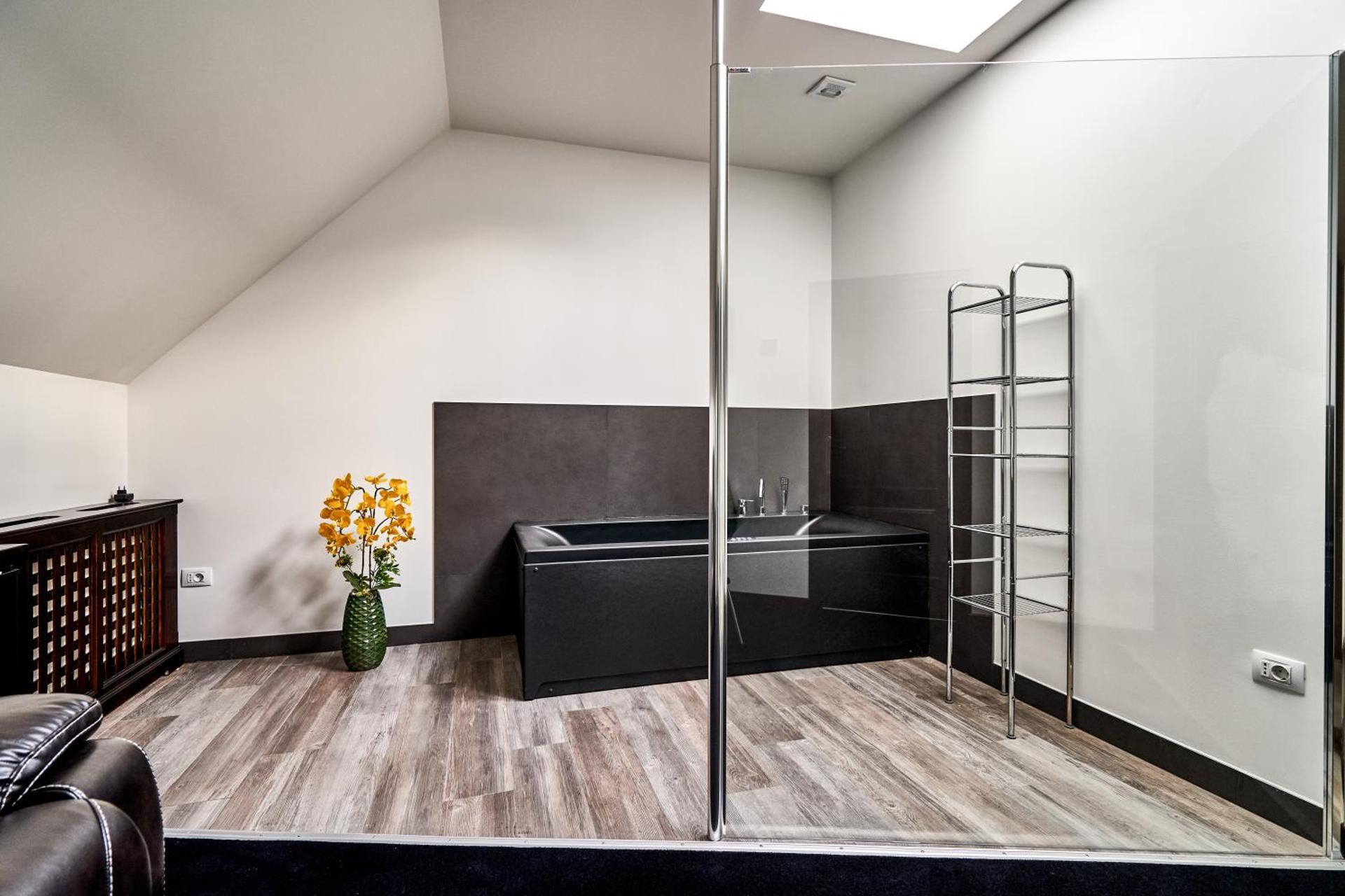 PENSIUNE RESTAURANT CAPRA NEAGRA