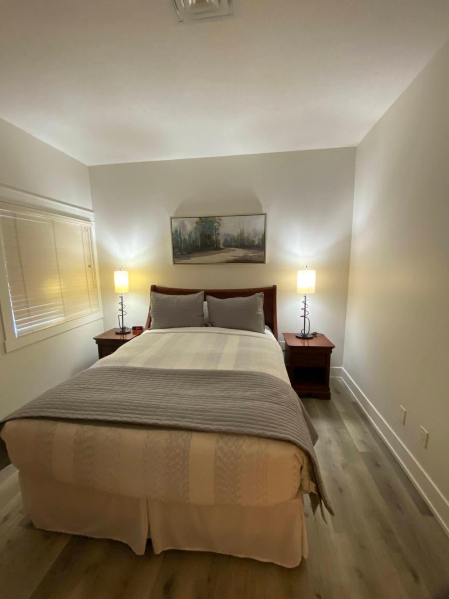 Spectacular Penthouse With Amazing Views, Indoor Pool and Hot tub