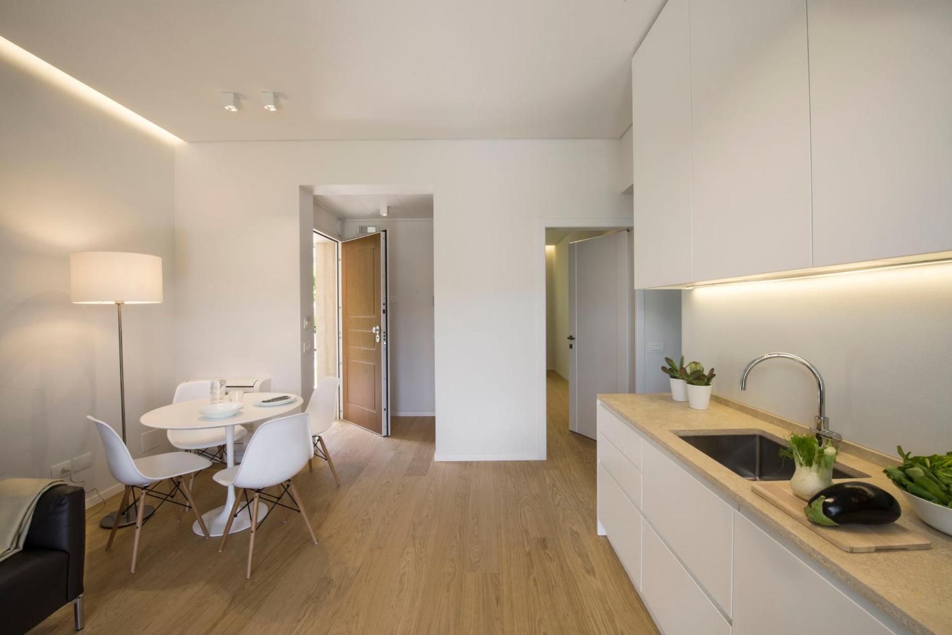 Kitchen or kitchenette