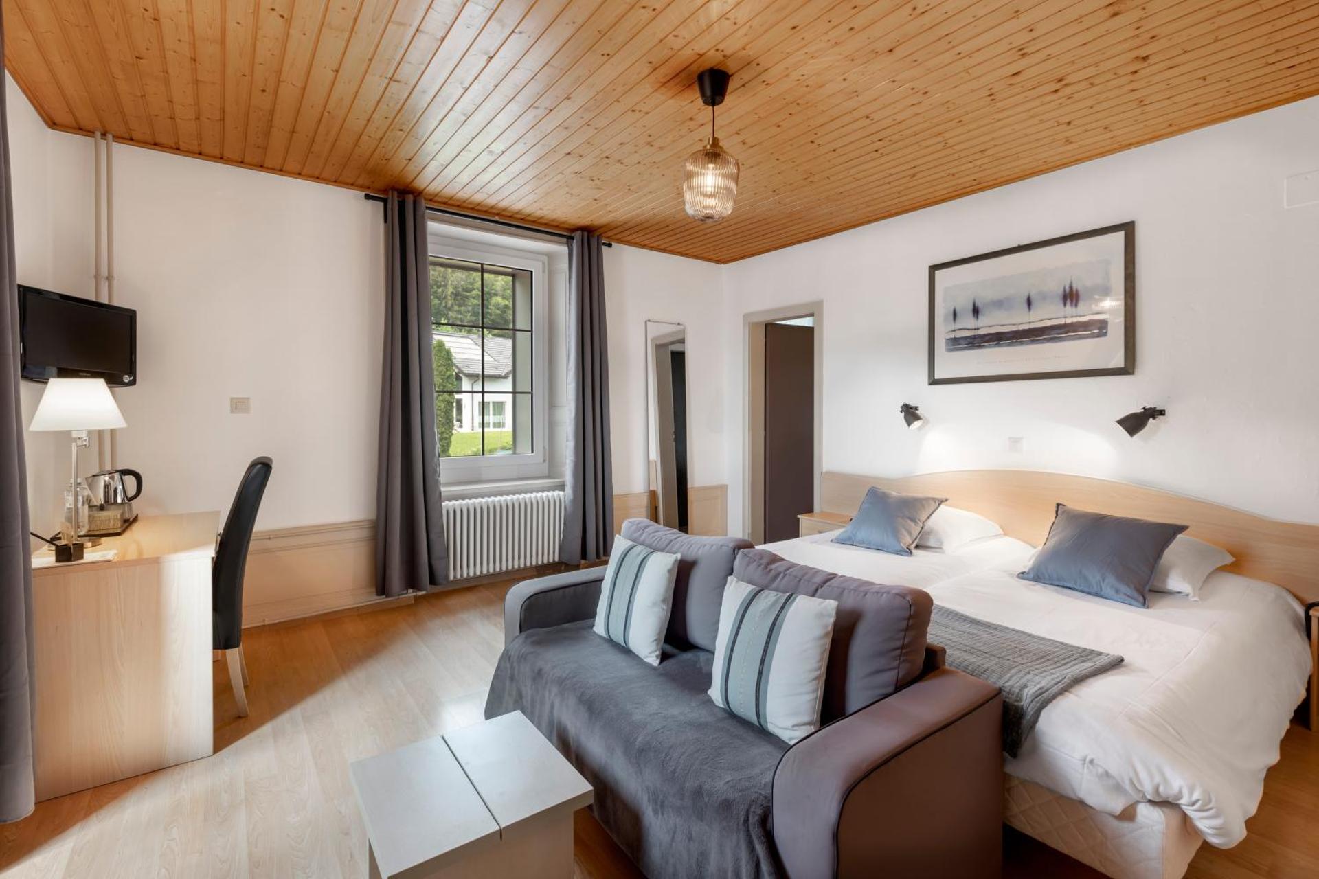 Photo of the whole room