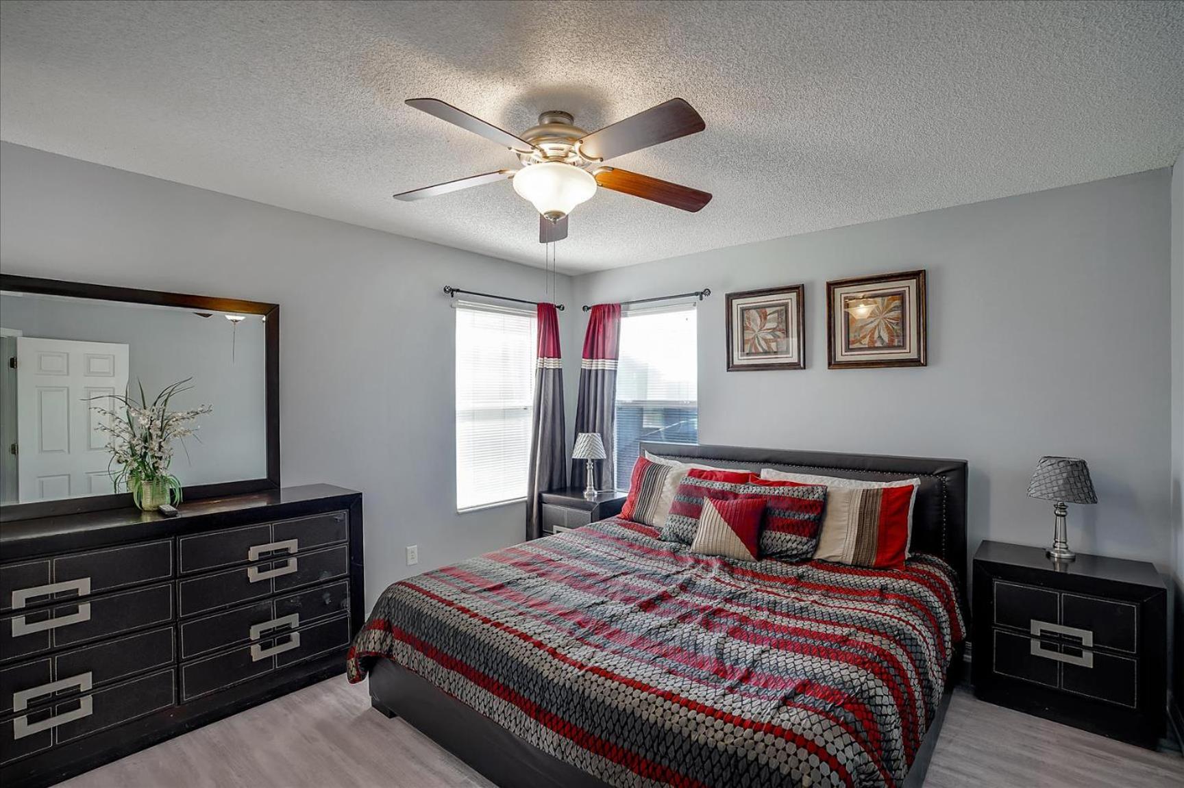 EXCELLENT 7 Bedroom EIR Vacation Villa - PRIVATE POOL