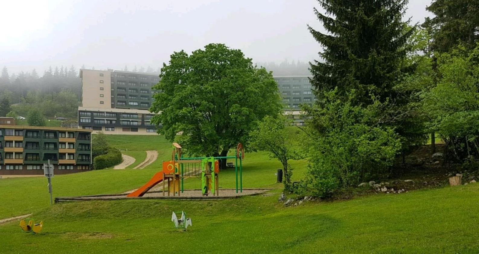 STUDIO LES GLOVETTES