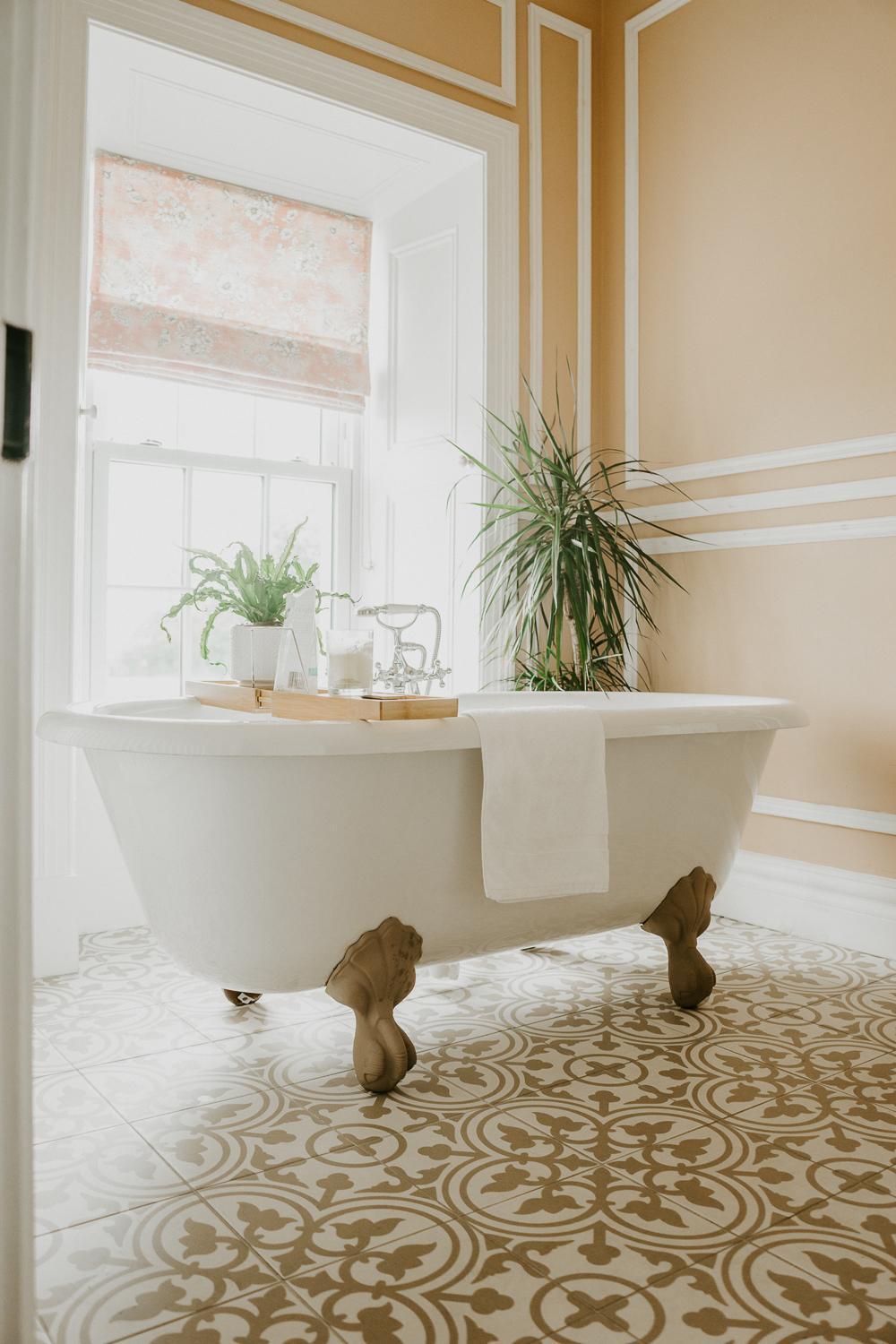 Abbeyview House B&B and Glamping