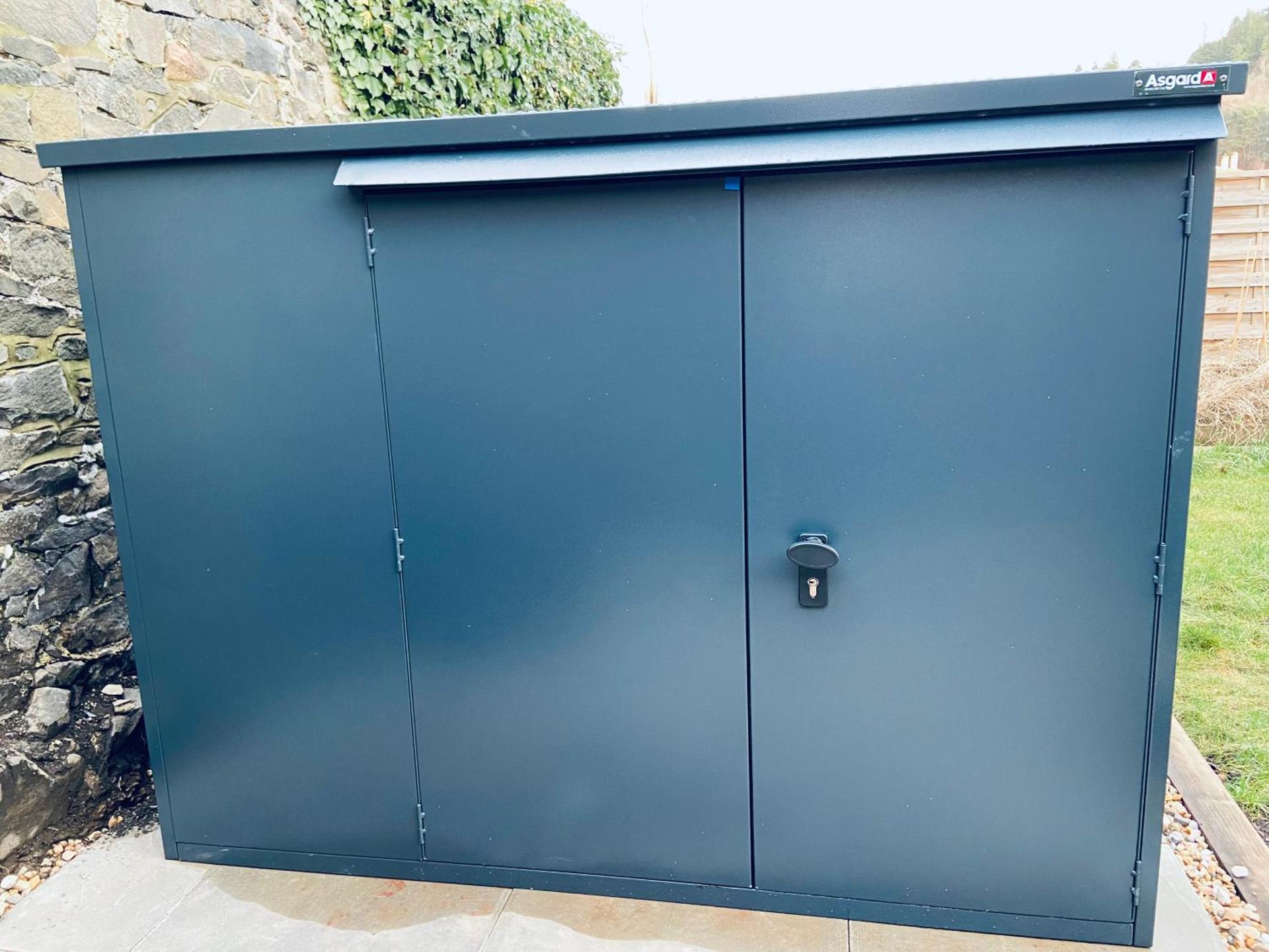 Stylish George Street Apartment