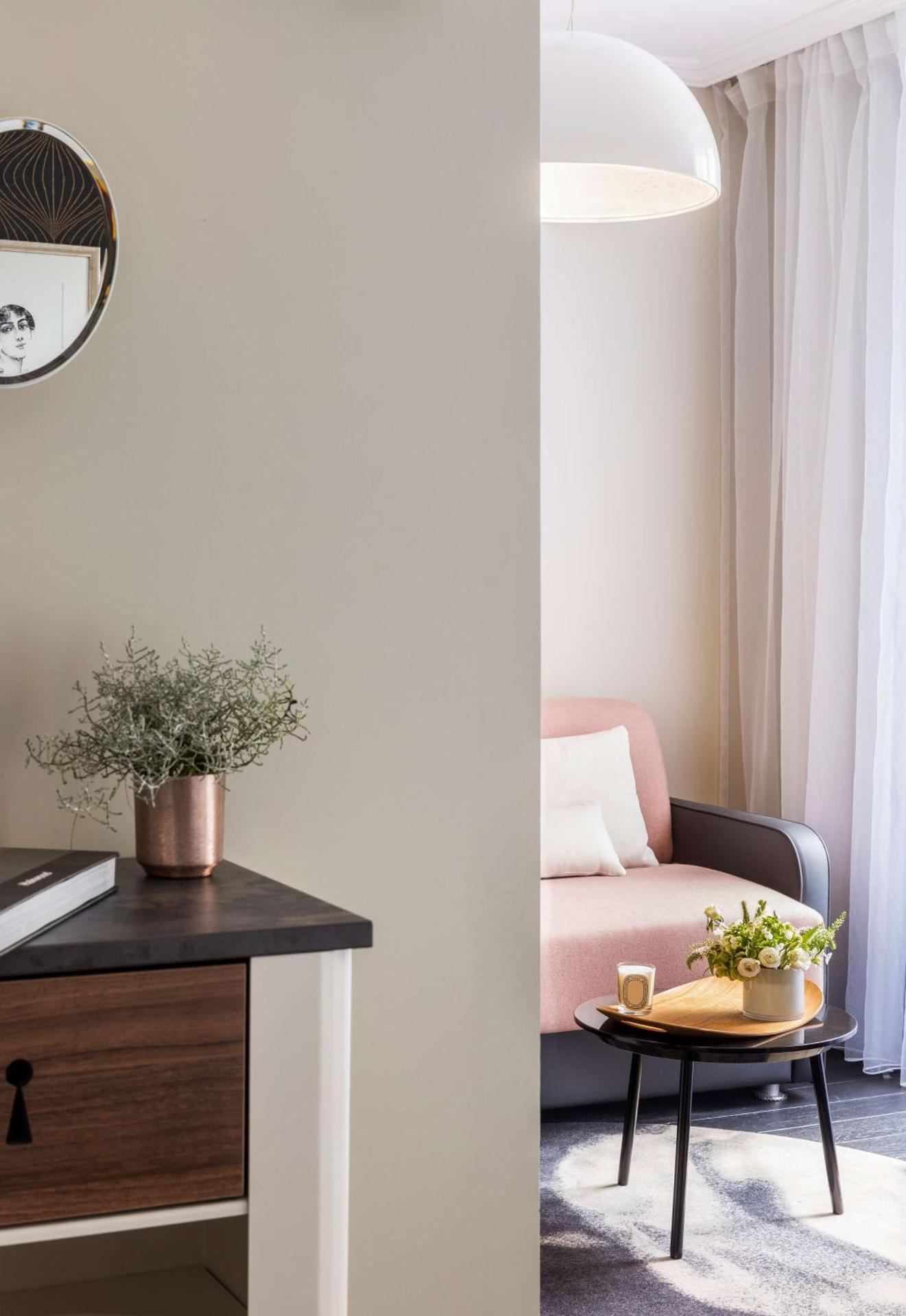 Photo of the whole room