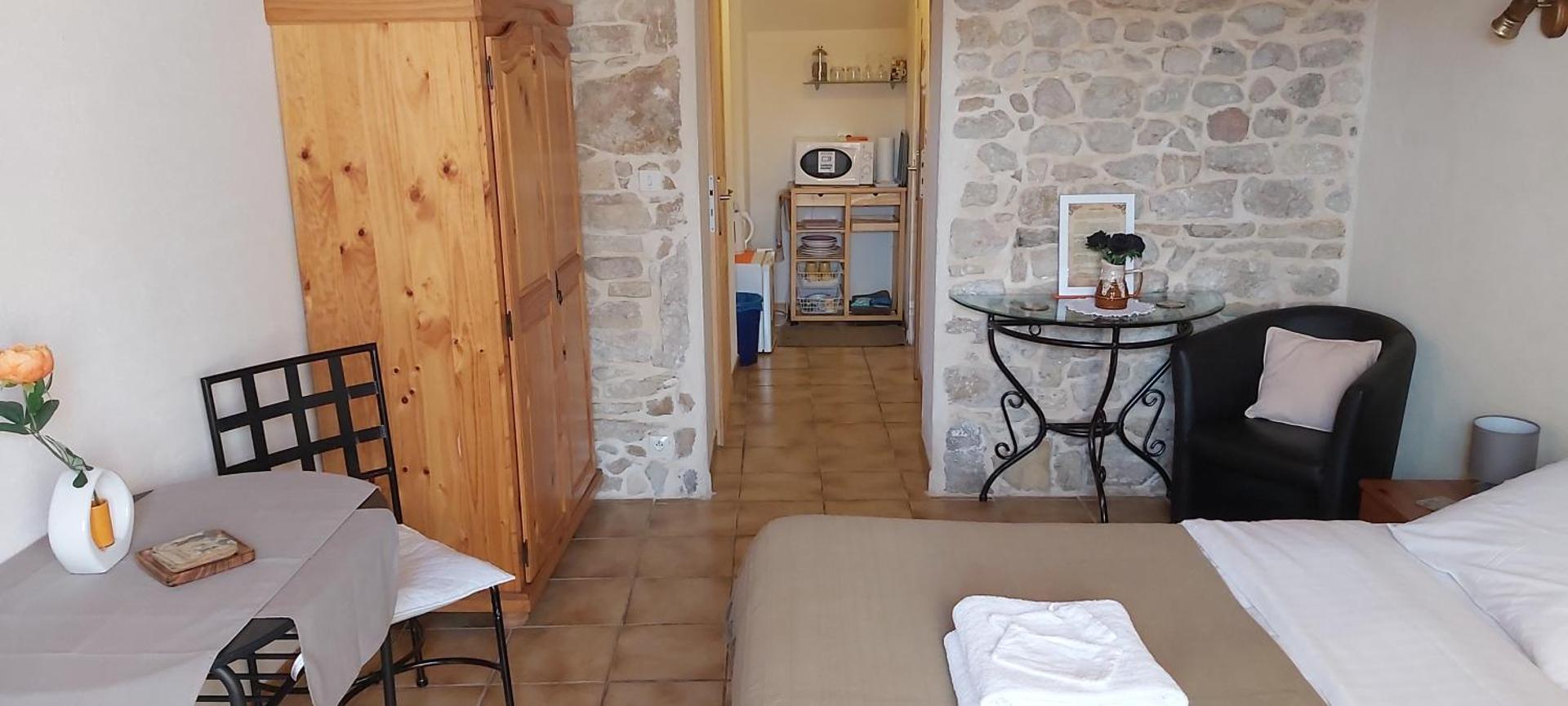 Chambres D'Hotes "Les Chiens Verts", jardin, terrasse, parking privé