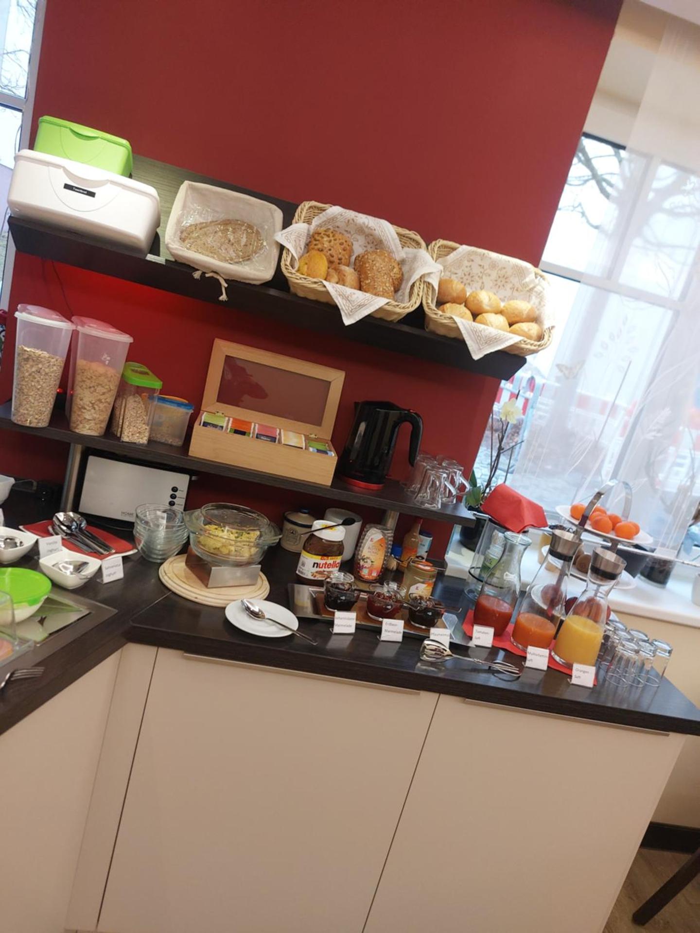 Coffee/tea facilities