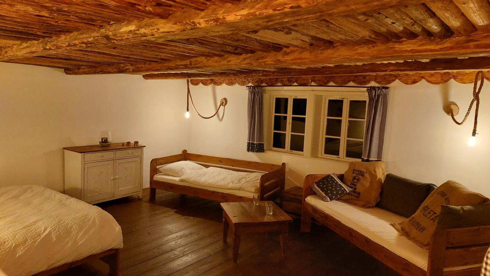 Photo of the whole room