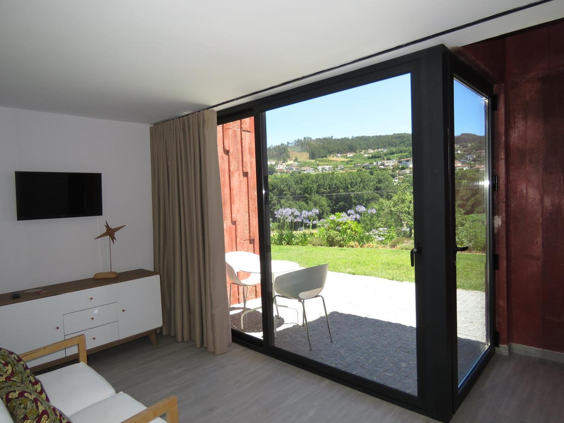 Paco de Pombeiro - Turismo de Habitacao