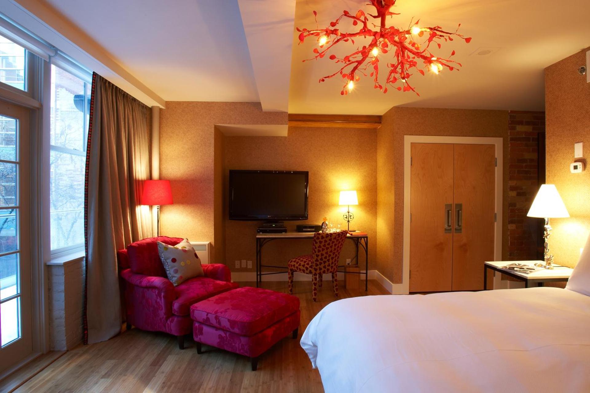 Photo of the whole room