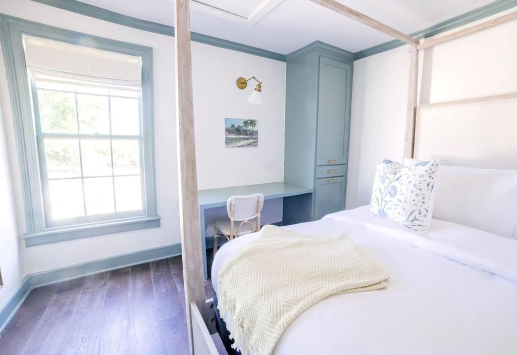 Guesthouse Charleston EAST 42 D