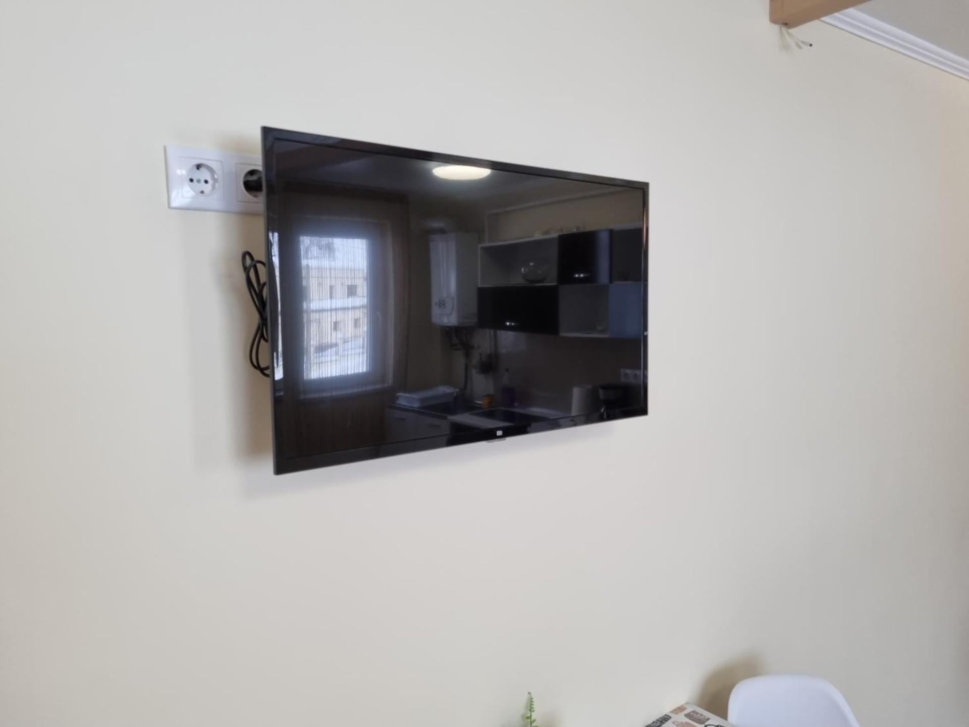 11 RESIDENCE APARTMENT