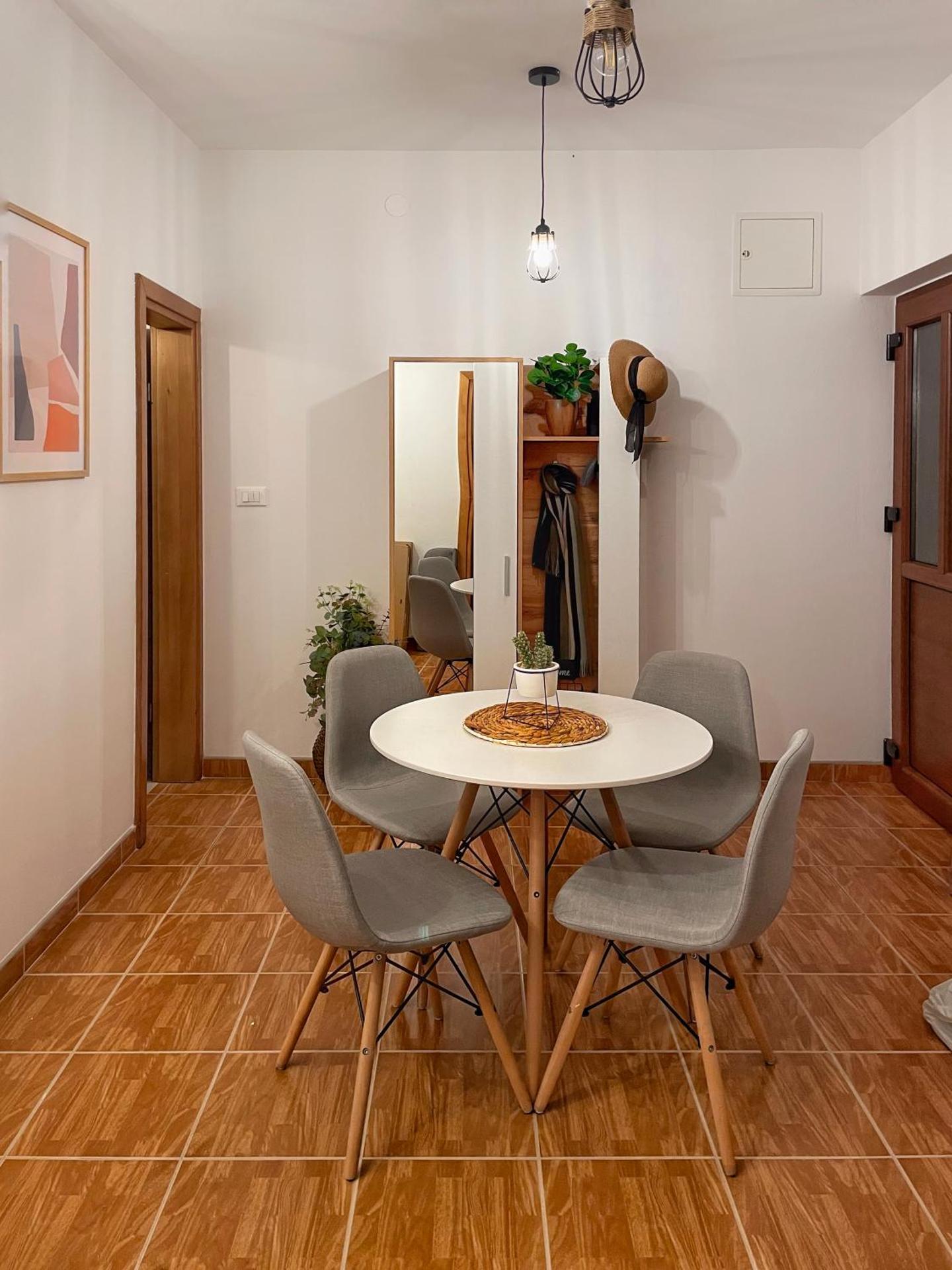 Studio Central Square