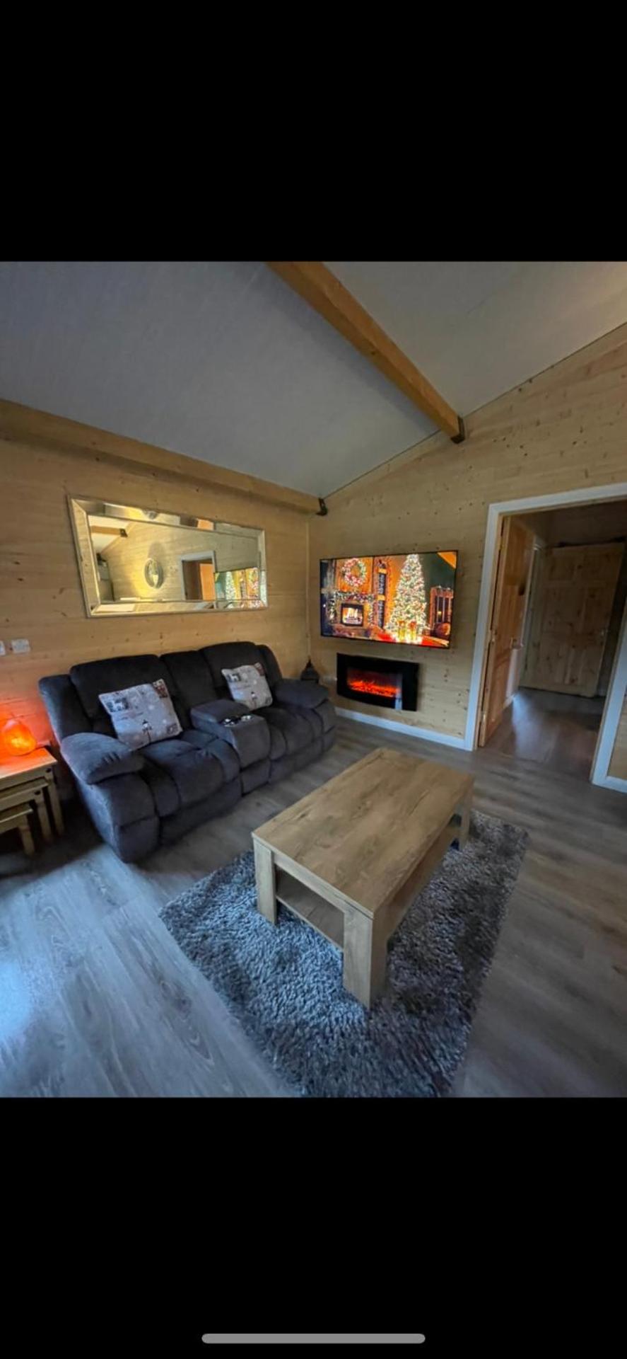 The Lodge Mountain View Log Cabin , Attymass Ballina