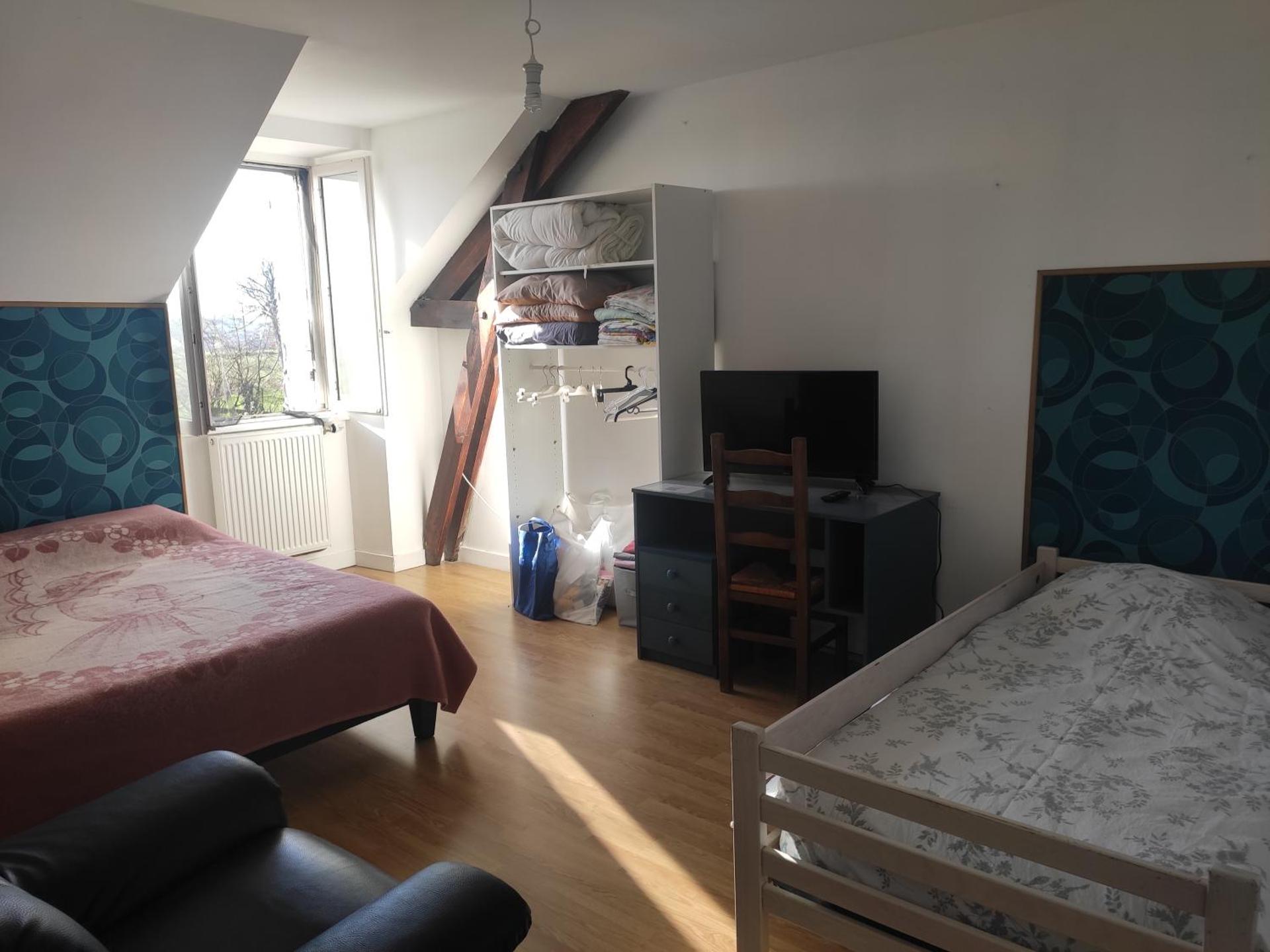 Double Room (1 Adult + 1 Child)