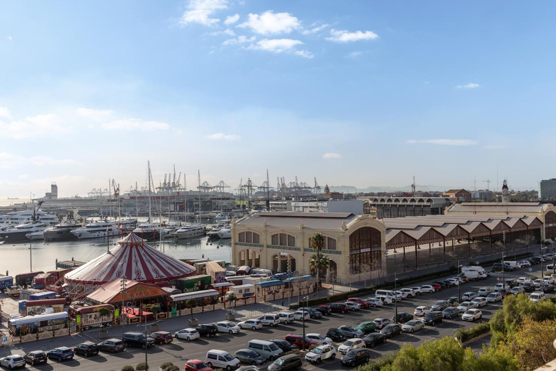 Your home at Valencia, Marina Real