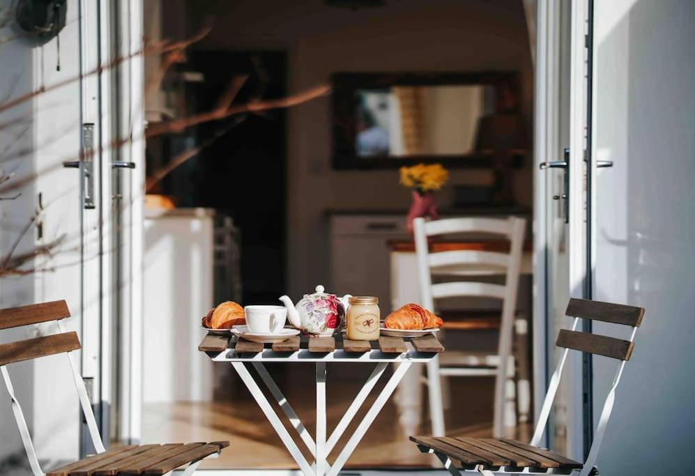 13 Tabernacle Street - Aberaeron