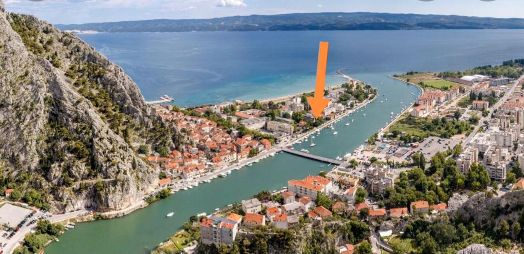 Charming studio with river view