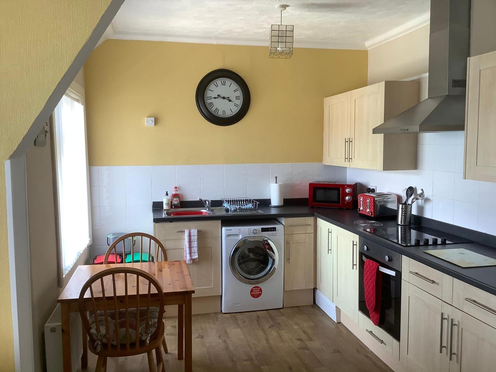 Whitegate 1st floor Apartment