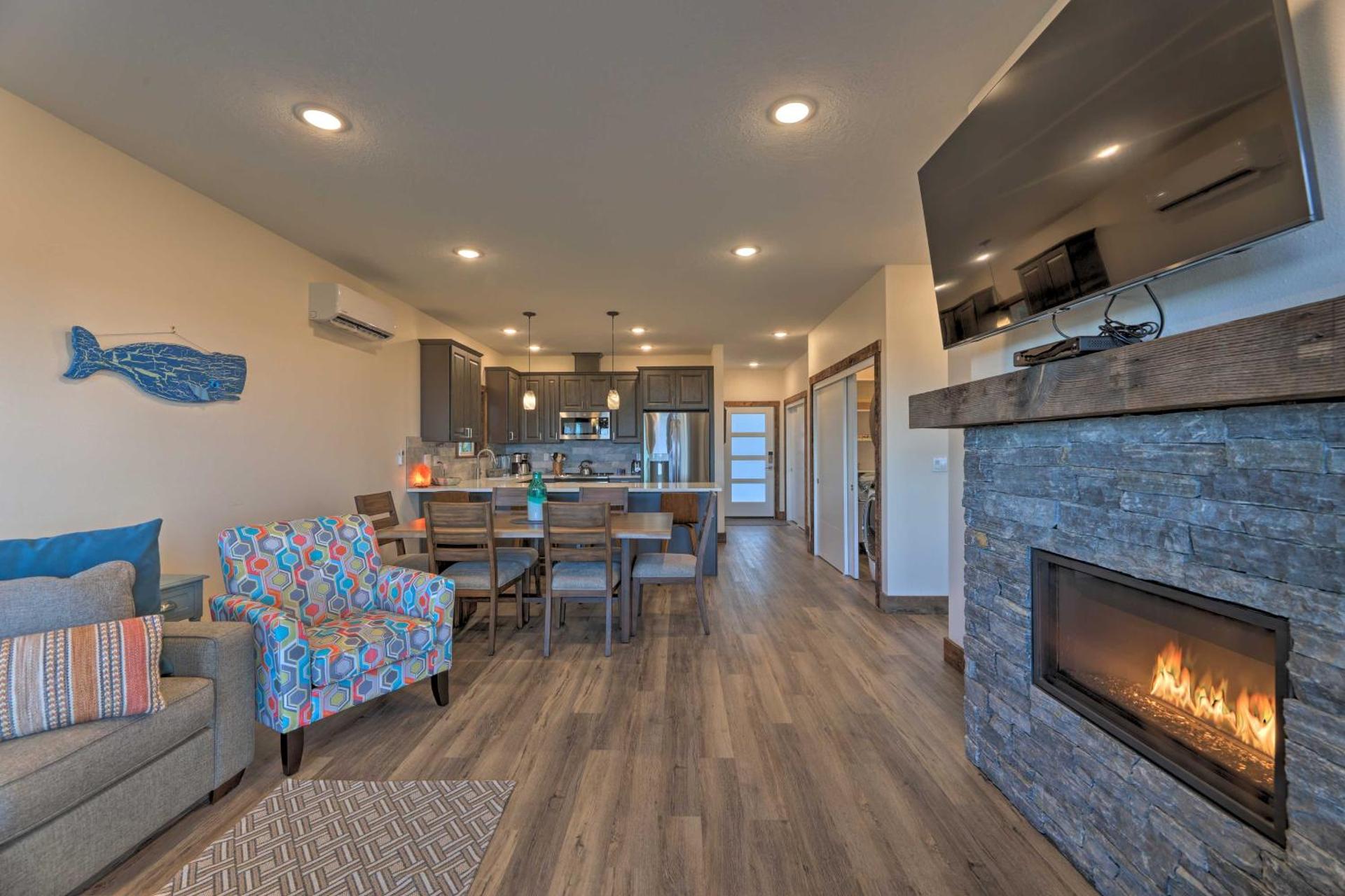 Sanderling Sea Cottages, Unit 6 with Beach Access!