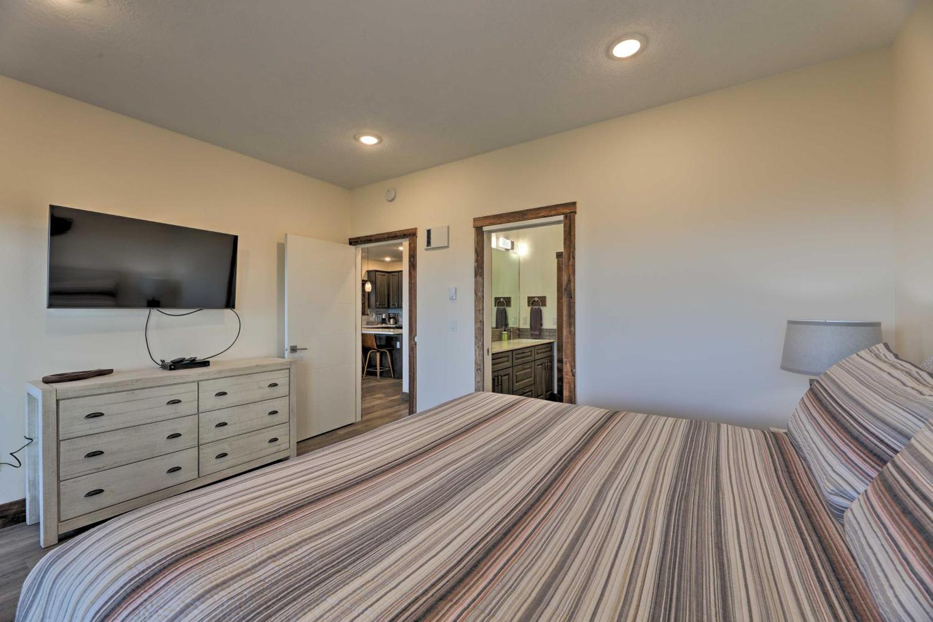 Sanderling Sea Cottages, Unit 6 with Beach Access!