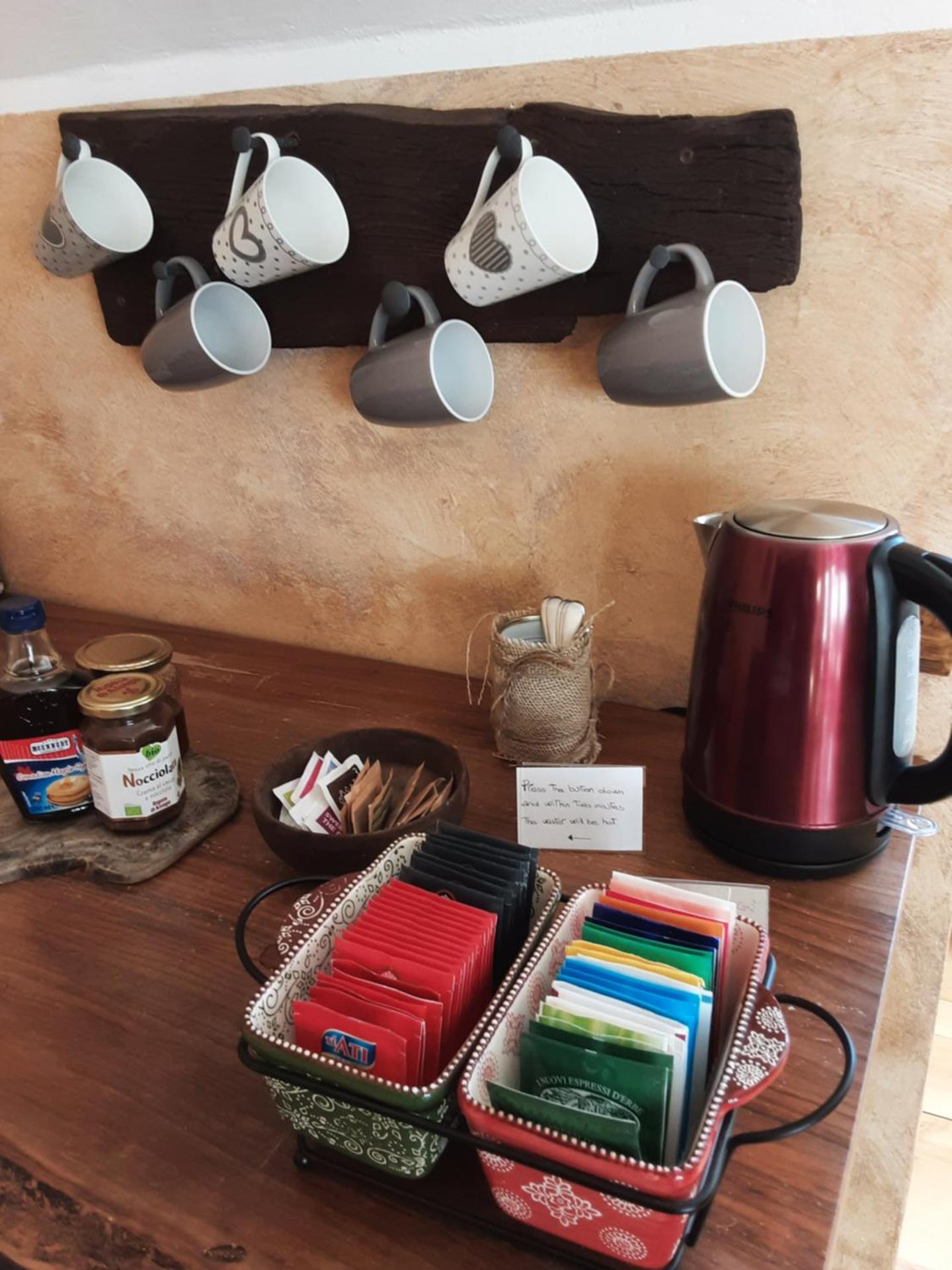 Coffee/tea facilities