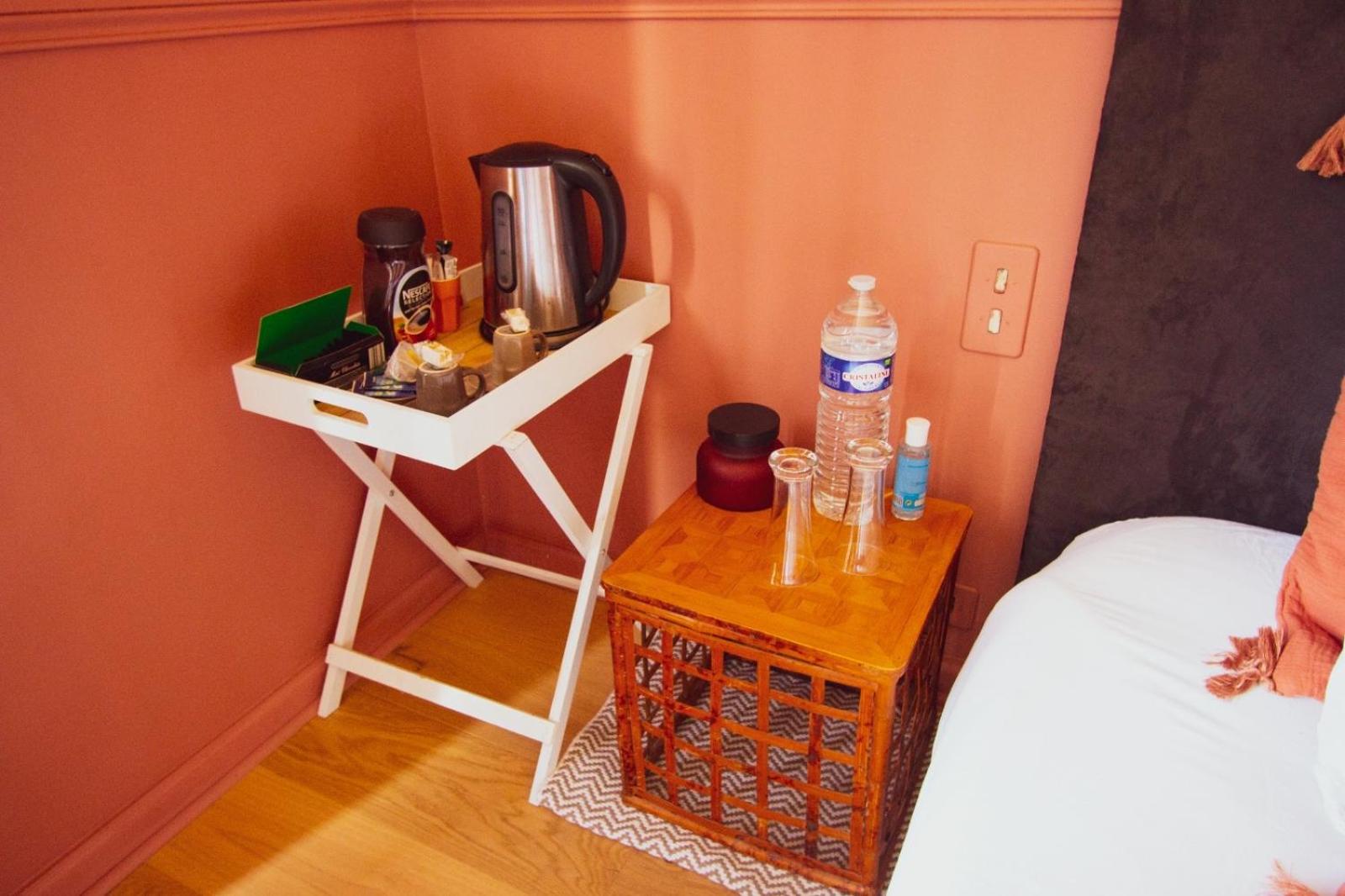 Coffee/tea facilities