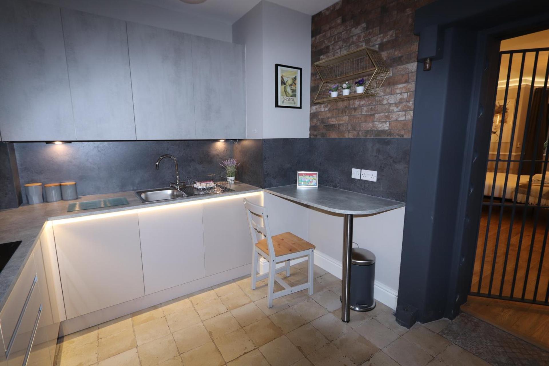 Kitchen or kitchenette