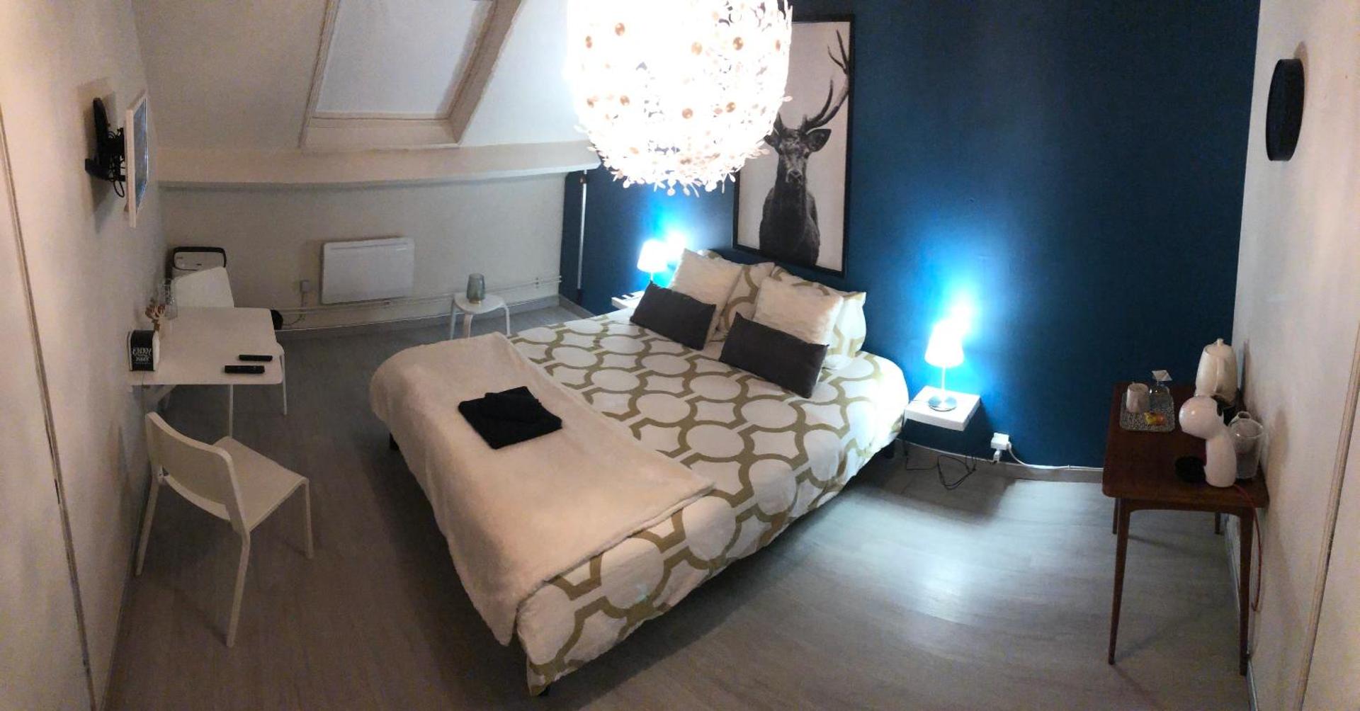 Photo of the whole room