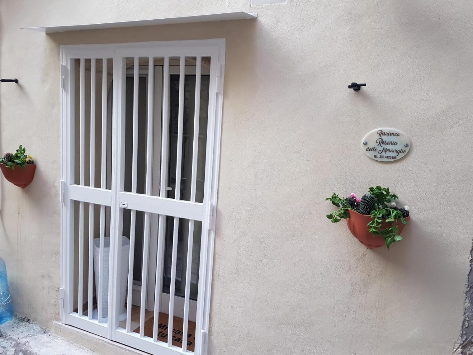 RESIDENZA ROSARIA DELLE MERAVIGLIE