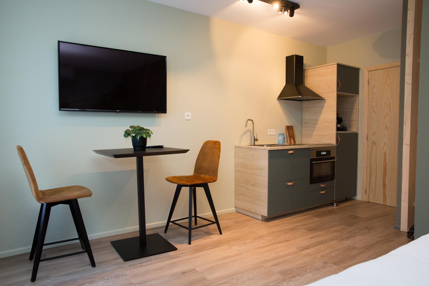 Kitchen or kitchenette