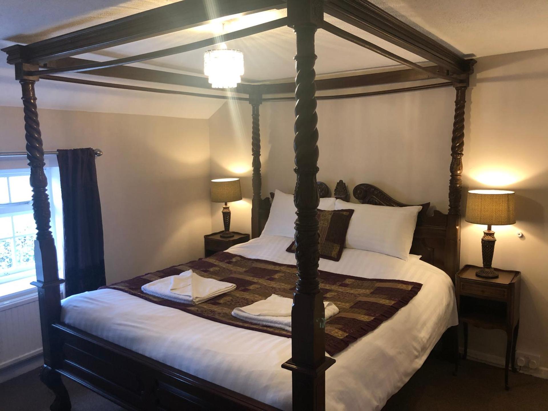 The Walnuts Country House