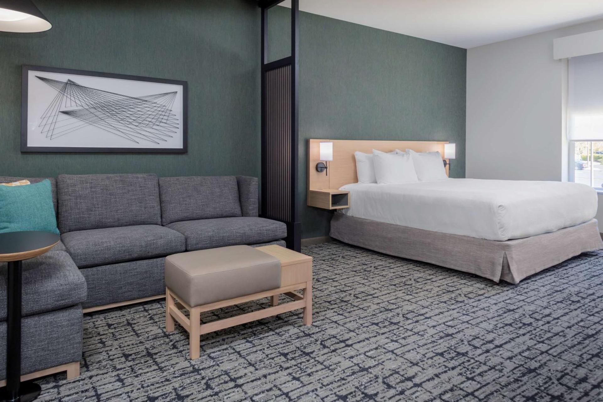 Photo of the whole room