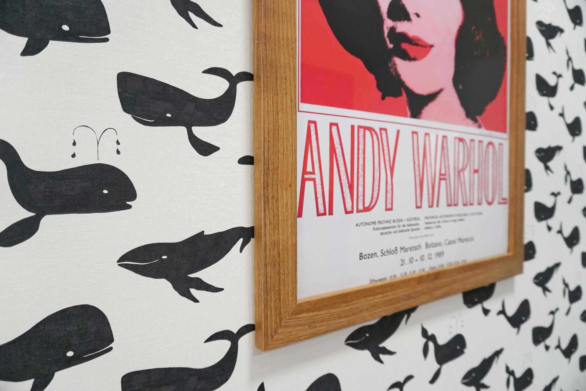 Vibrant Design Apartments - Full Kitchen - Wi-Fi - 18 Mins to City Centre