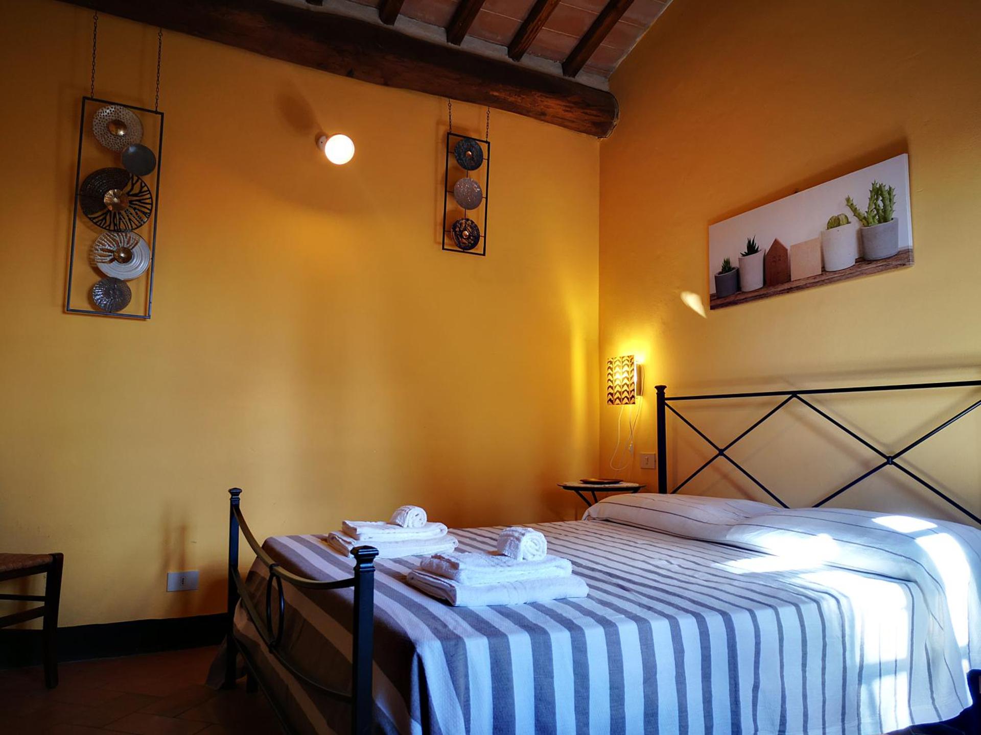 Apartment with Garden View